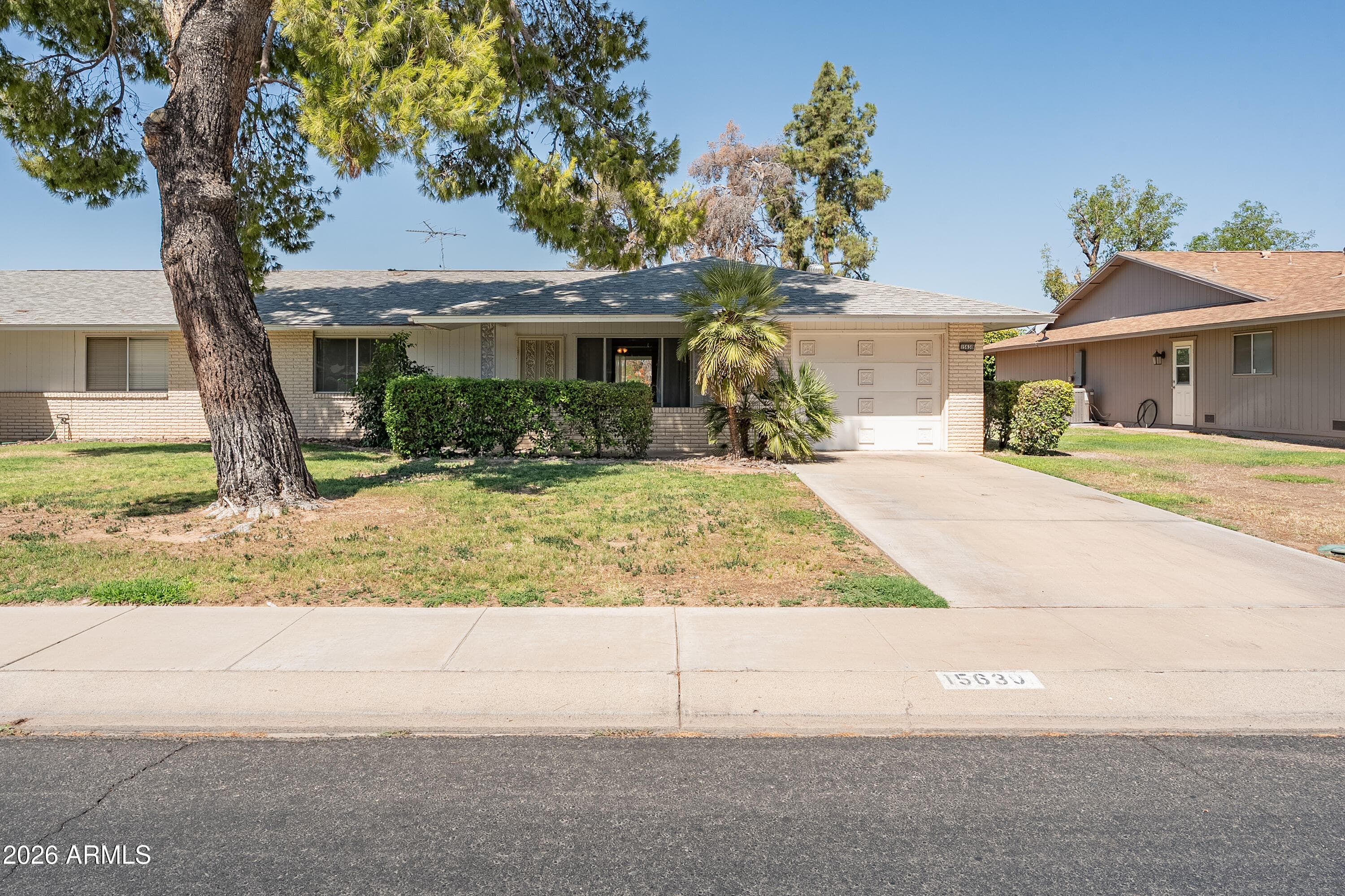 15630 N Lakeforest Drive, Sun City, AZ 85351 — photo 2 of 21