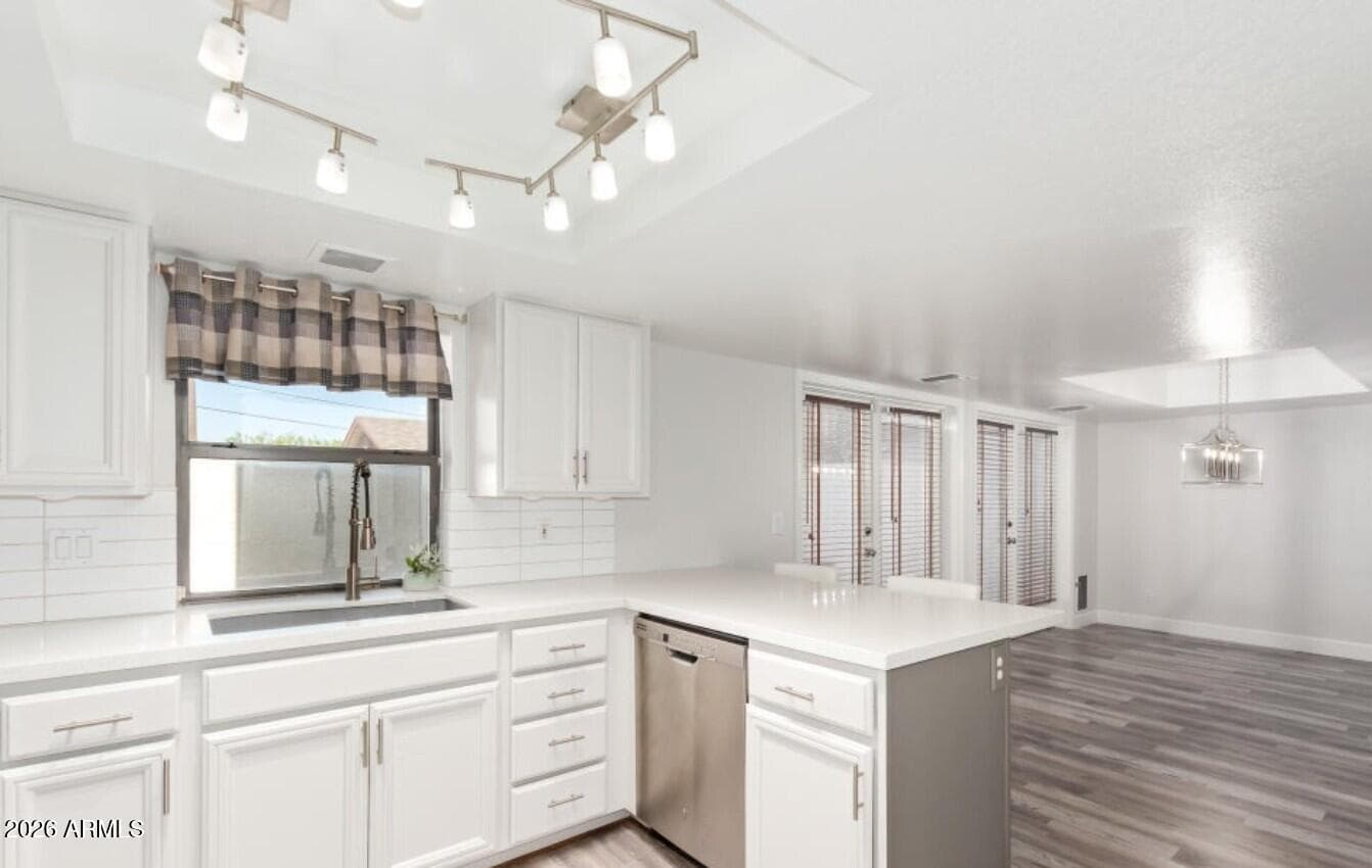 6502 N 10th Place, Phoenix, AZ 85014 — photo 7 of 29