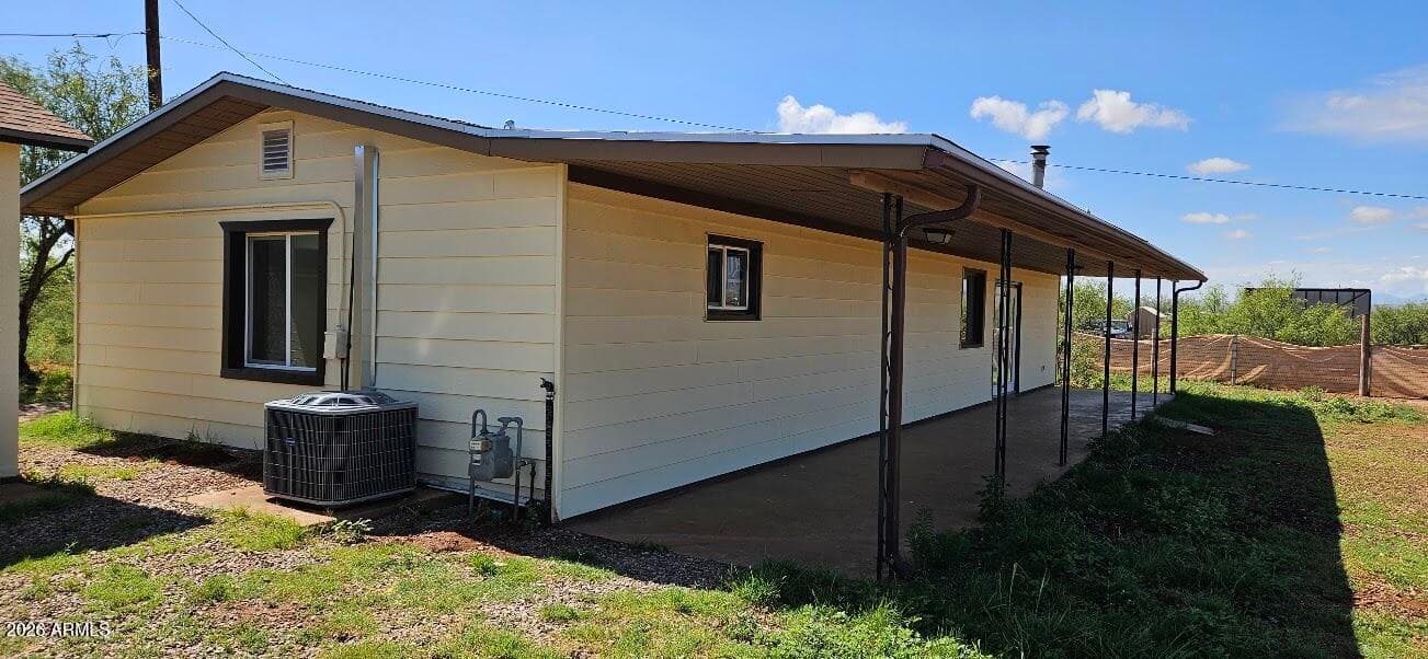 1185 W PURDY Lane, Bisbee, AZ 85603 — photo 4 of 28