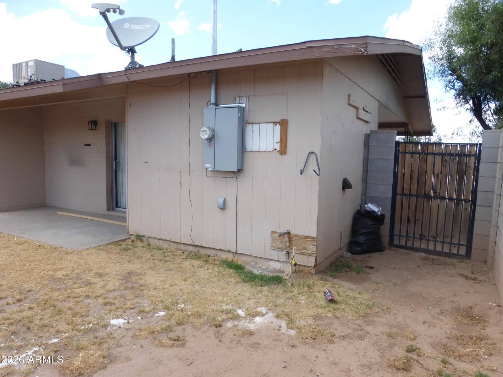 1539 W HUNTINGTON Drive, Tempe, AZ 85282 — photo 34 of 39