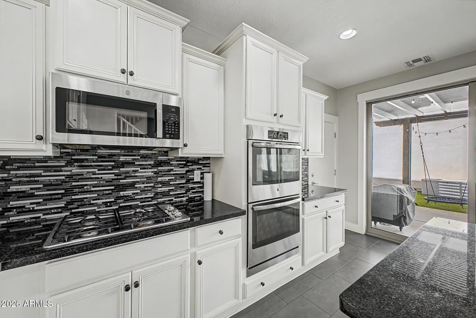 20730 W PARK MEADOWS Drive, Buckeye, AZ 85396 — photo 10 of 37