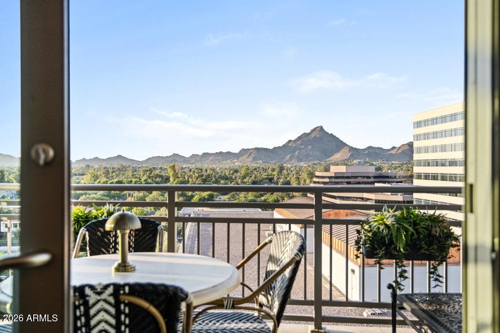2211 E CAMELBACK Road 902, Phoenix, AZ 85016 — photo 8 of 47