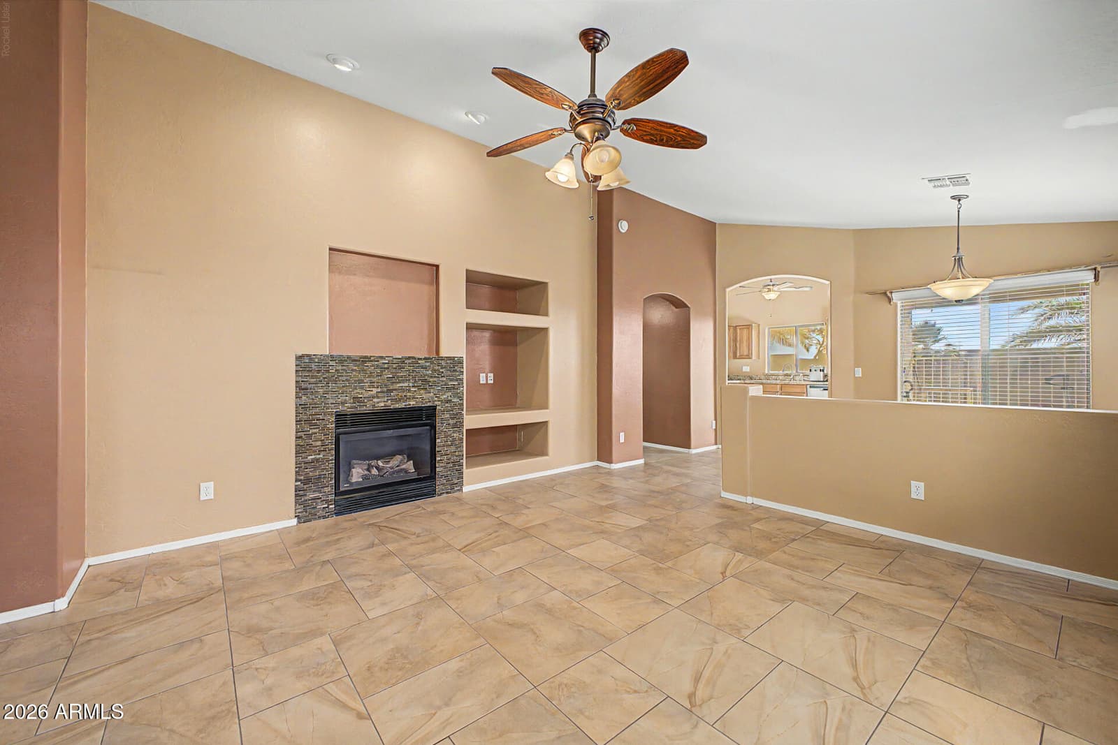 18458 N SMITH Drive, Maricopa, AZ 85139 — photo 5 of 32