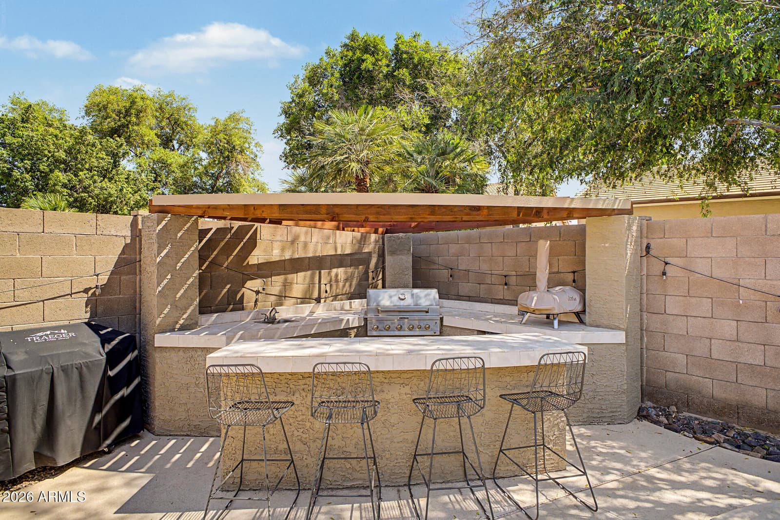 545 S LEMON Court, Gilbert, AZ 85296 — photo 15 of 41