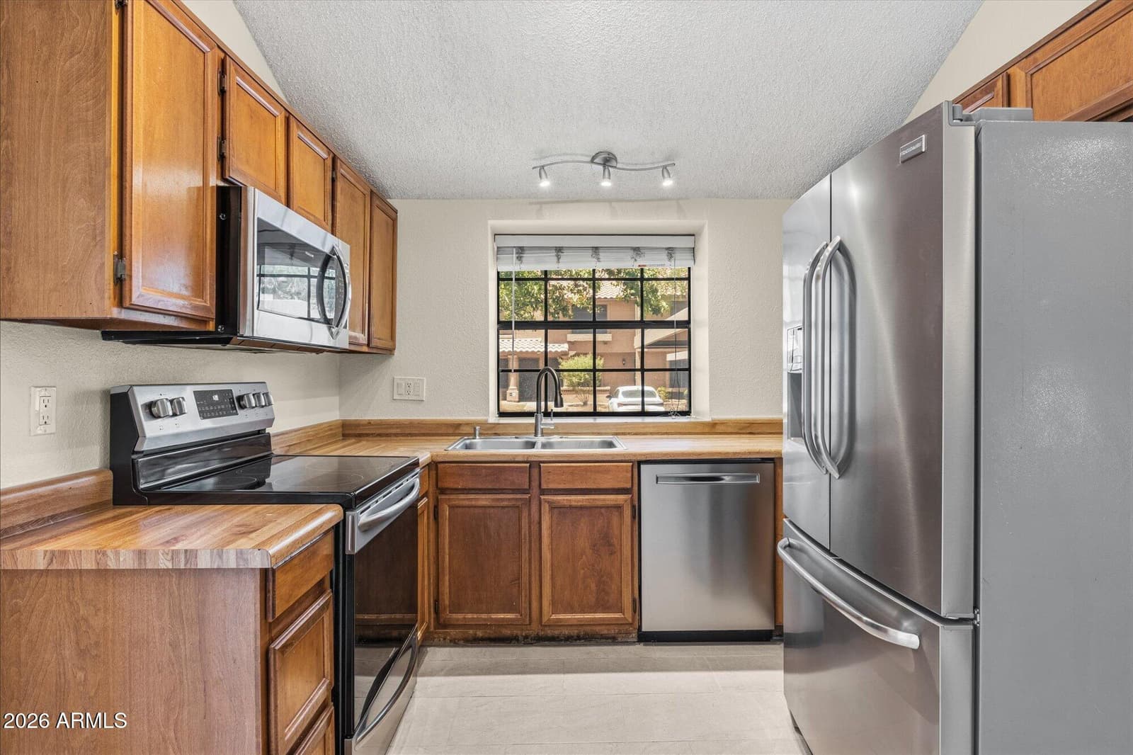3491 N ARIZONA Avenue 71, Chandler, AZ 85225 — photo 2 of 27
