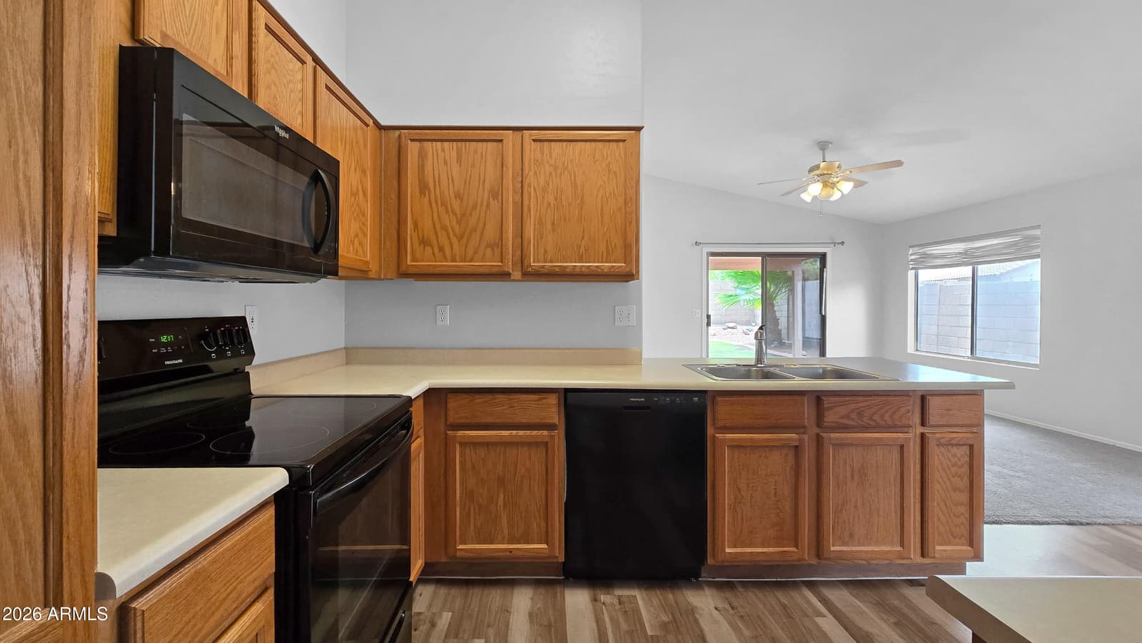 15011 W Hearn Road, Surprise, AZ 85379 — photo 8 of 22