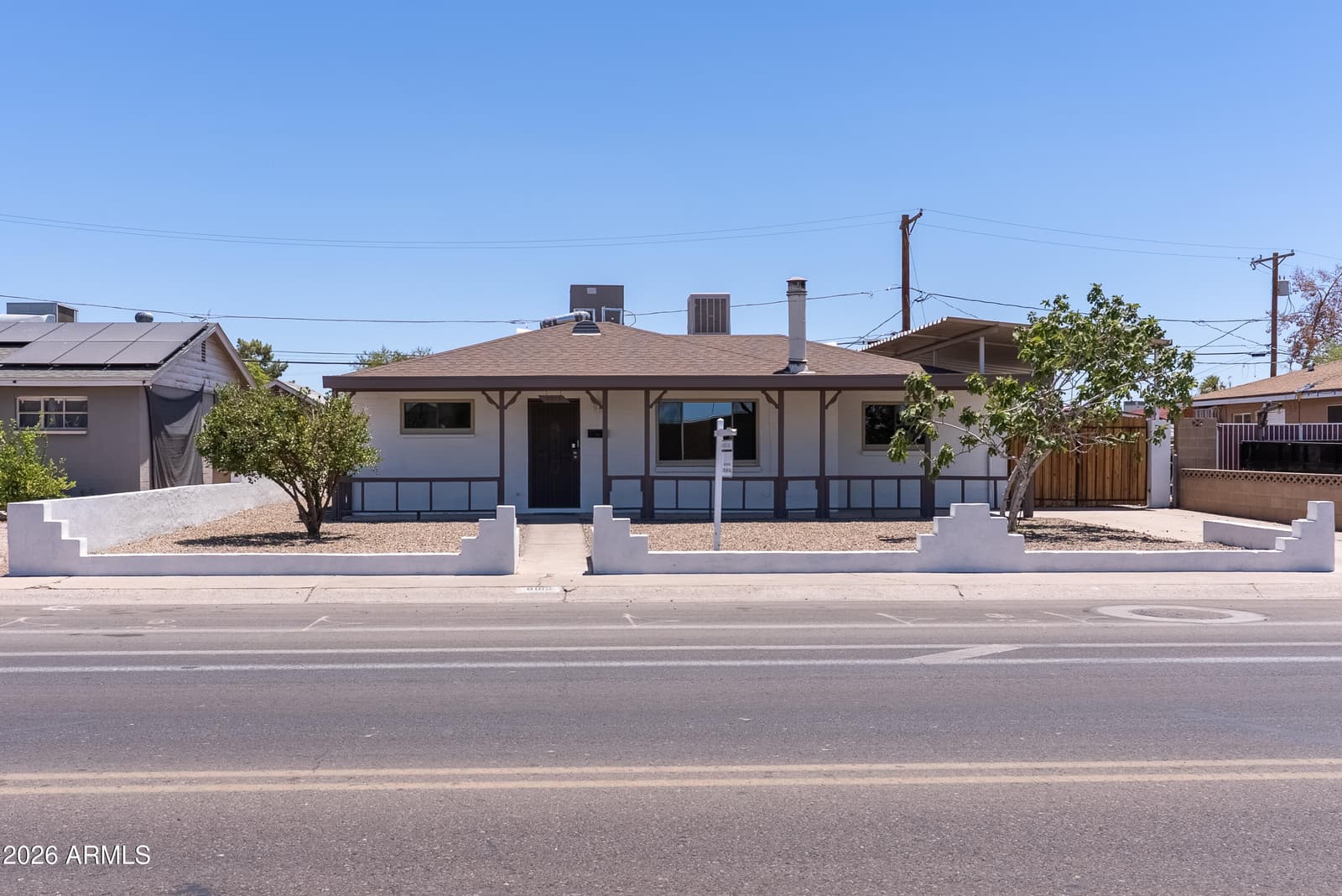 8815 N 31ST Avenue, Phoenix, AZ 85051 — photo 3 of 37