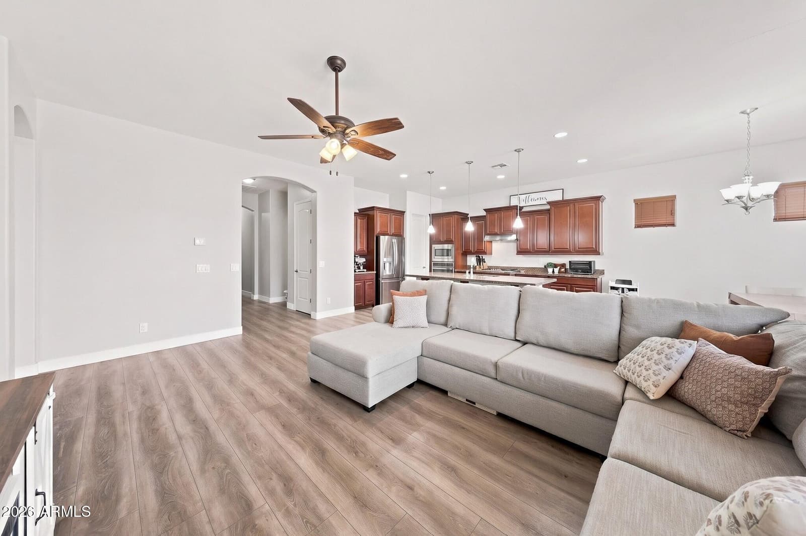 10538 E SIMONE Avenue, Mesa, AZ 85212 — photo 11 of 38
