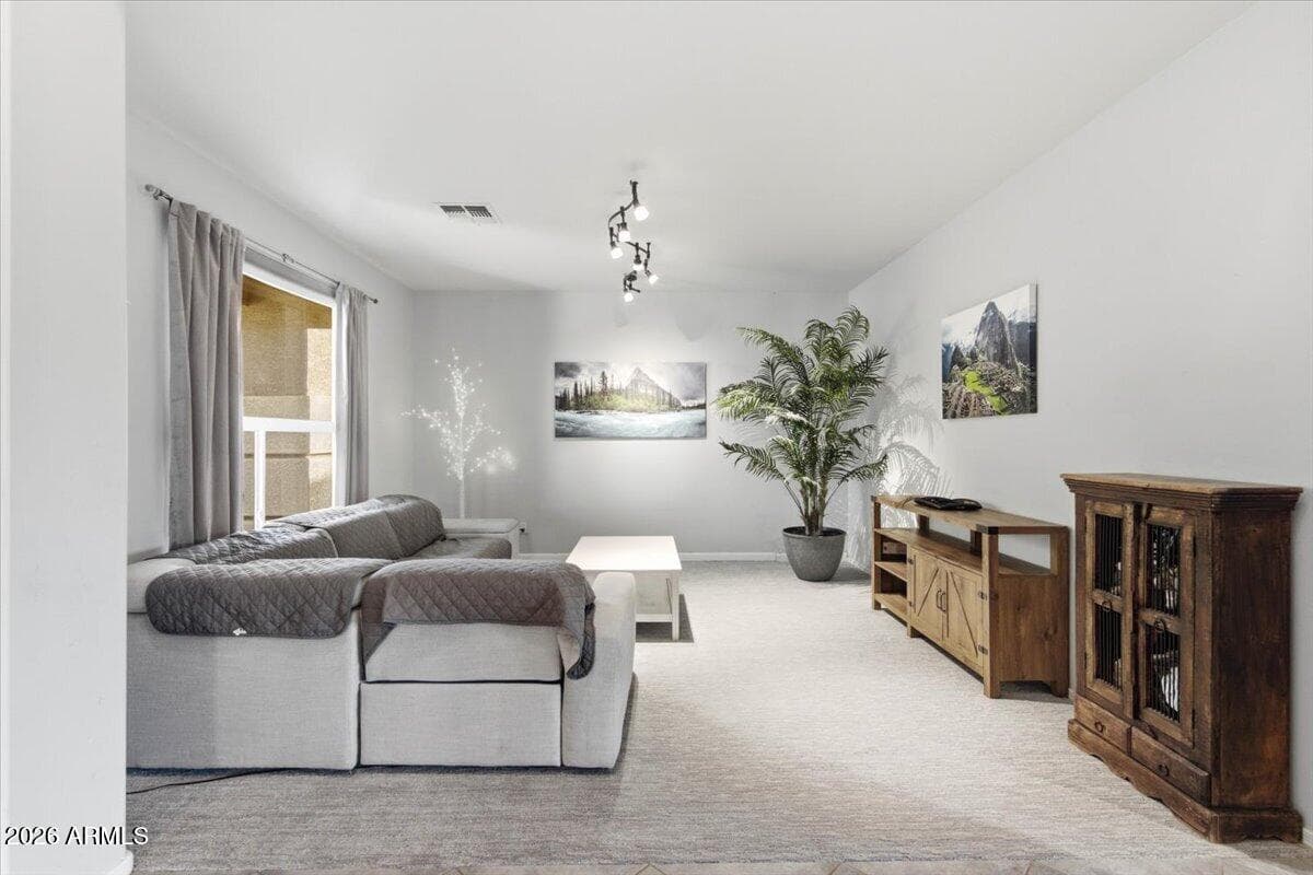 120 W SOUTHERN HILLS Road, Phoenix, AZ 85023 — photo 16 of 77