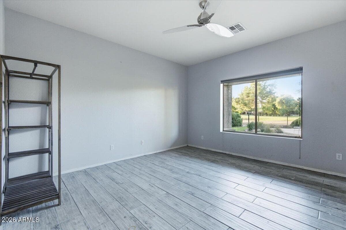 120 W SOUTHERN HILLS Road, Phoenix, AZ 85023 — photo 30 of 77