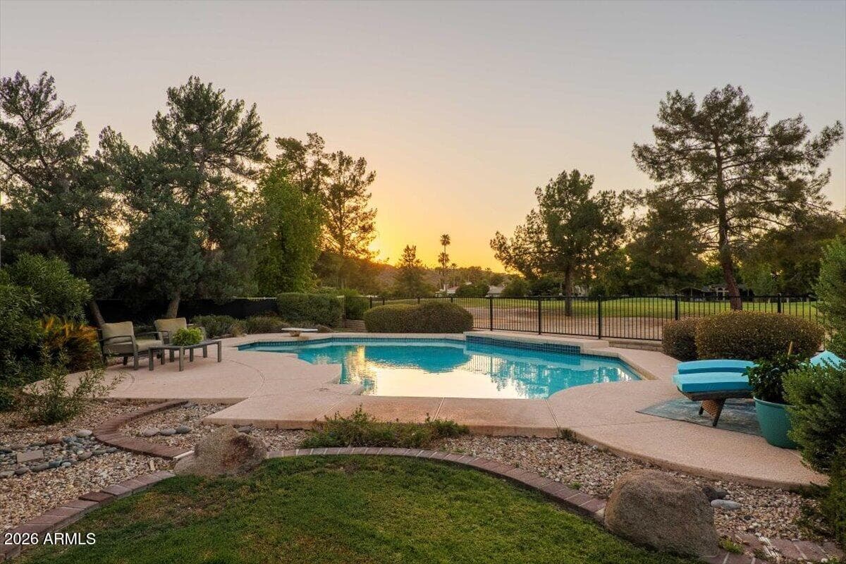 120 W SOUTHERN HILLS Road, Phoenix, AZ 85023 — photo 60 of 77