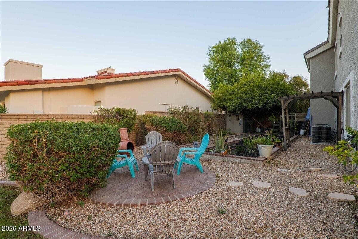 120 W SOUTHERN HILLS Road, Phoenix, AZ 85023 — photo 62 of 77
