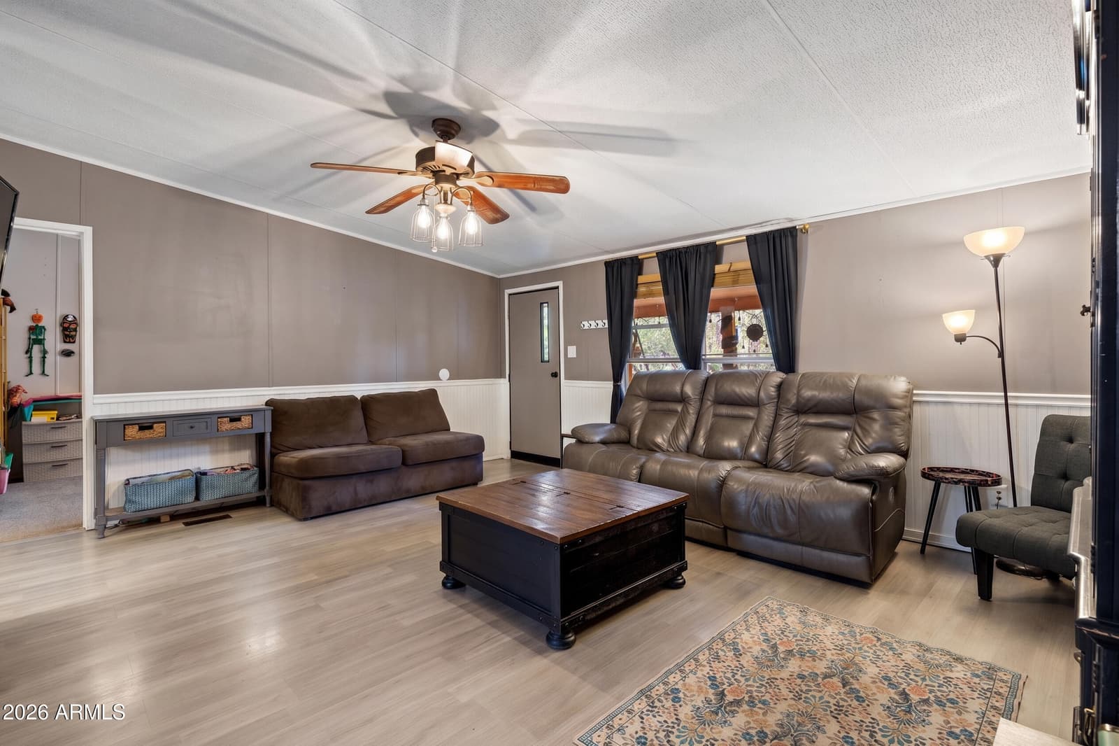 640 S 29TH Drive, Show Low, AZ 85901 — photo 5 of 31