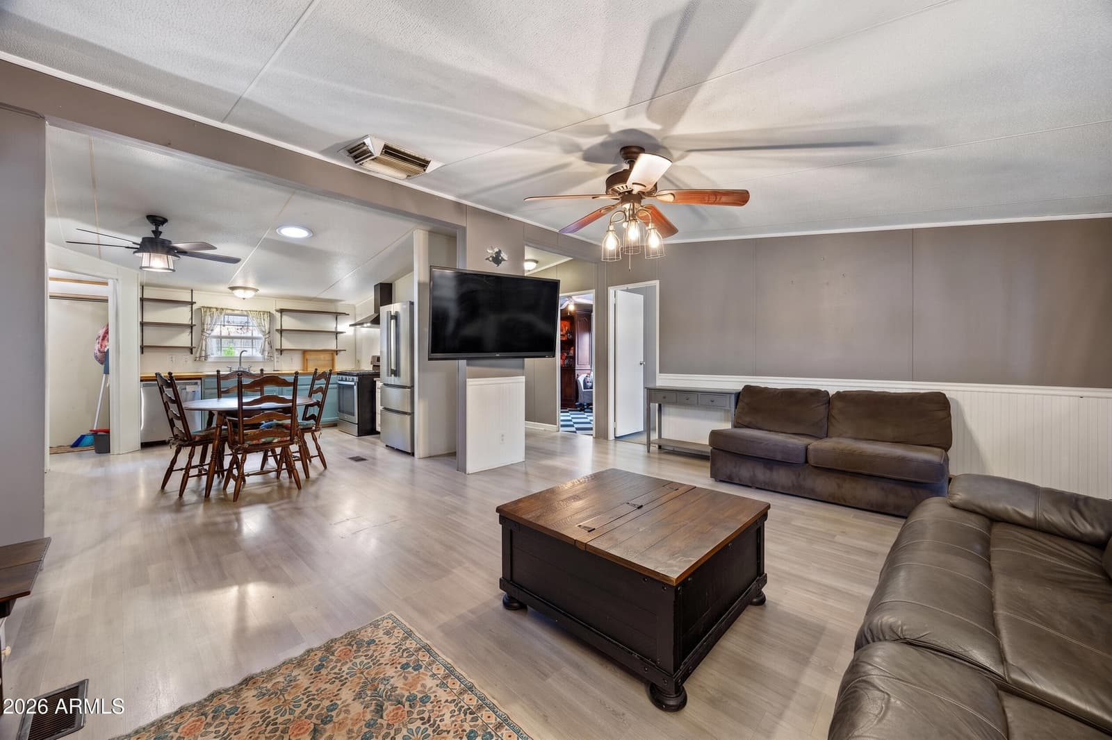 640 S 29TH Drive, Show Low, AZ 85901 — photo 7 of 31