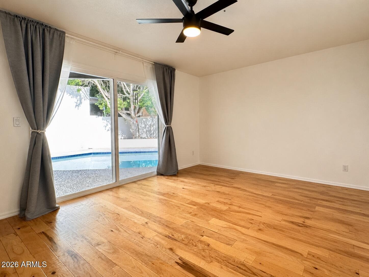 237 W DENTON Lane, Phoenix, AZ 85013 — photo 41 of 54
