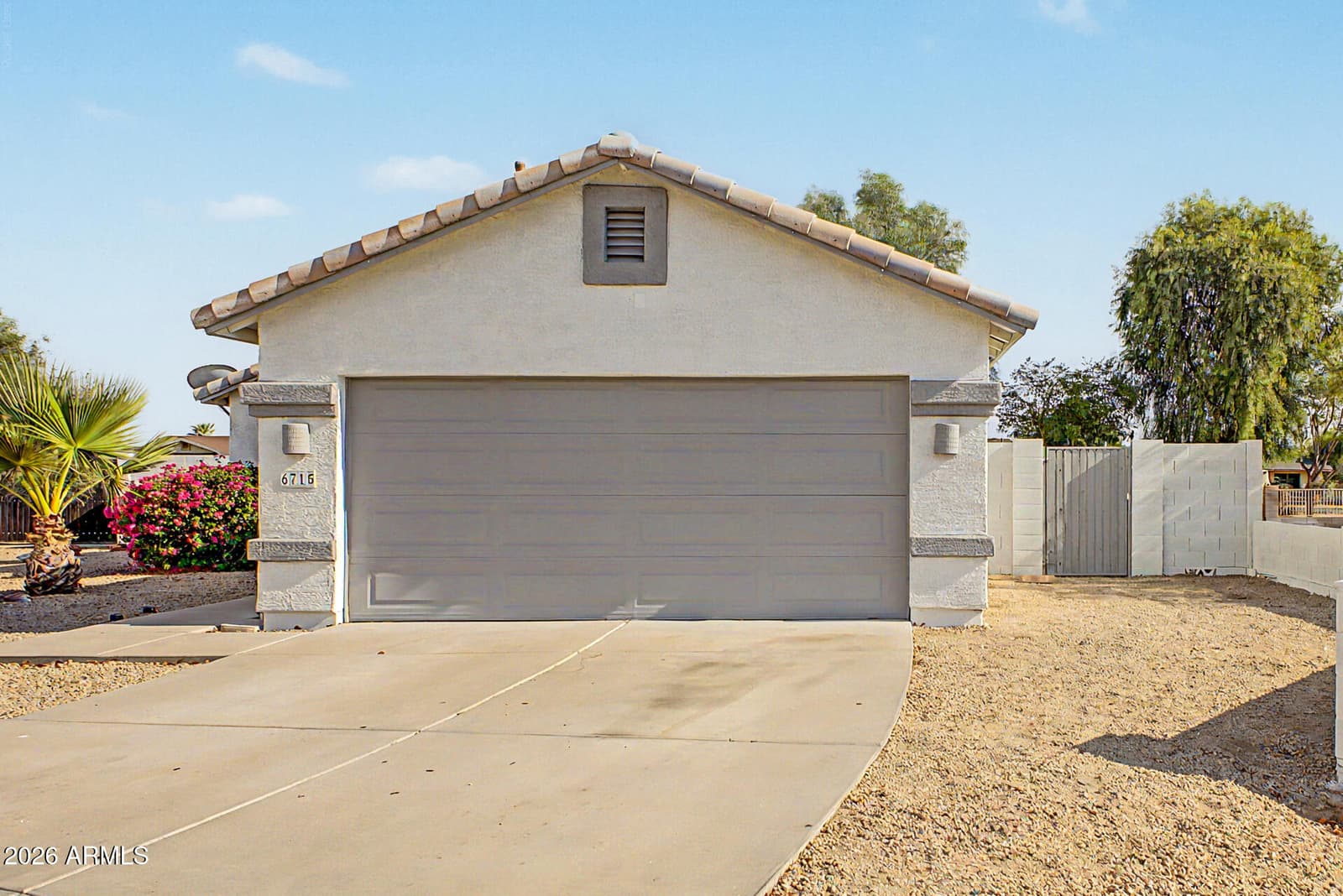 6715 W MARSHALL Avenue, Glendale, AZ 85303 — photo 5 of 34