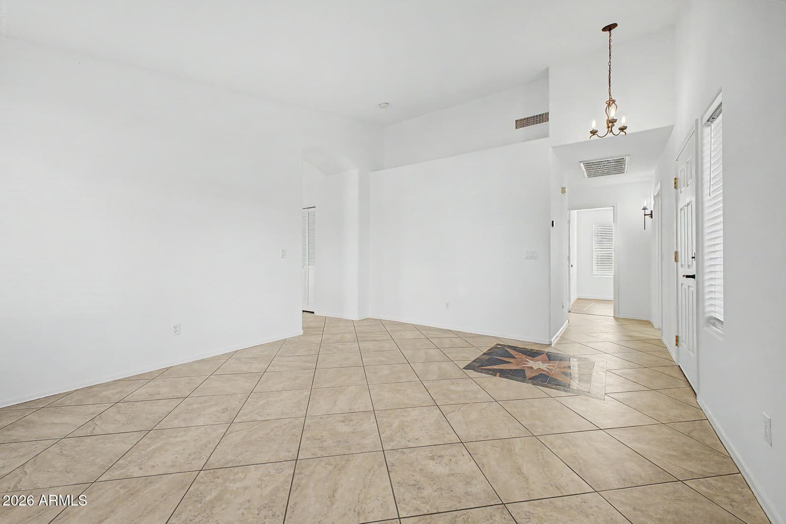 6715 W MARSHALL Avenue, Glendale, AZ 85303 — photo 6 of 34