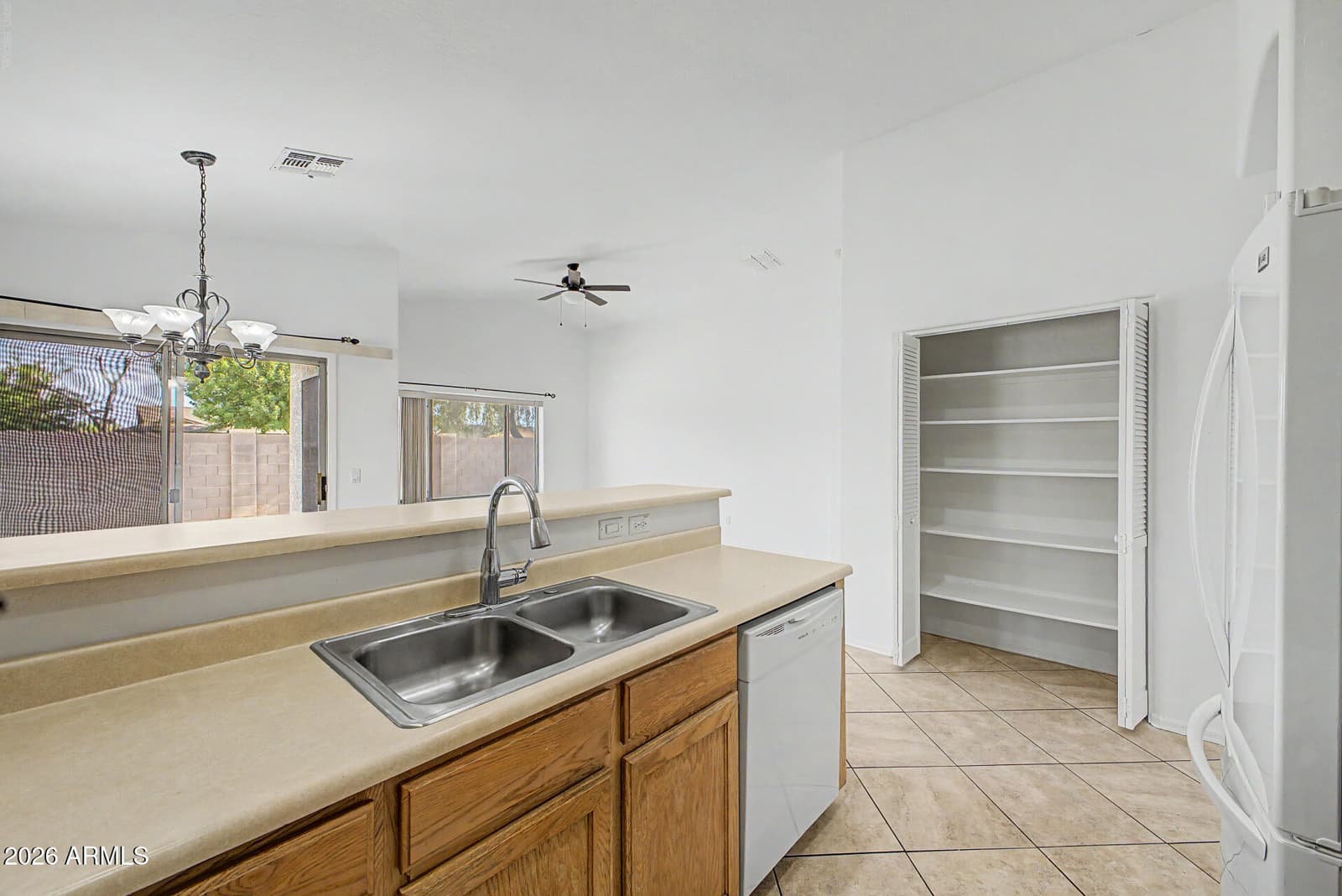 6715 W MARSHALL Avenue, Glendale, AZ 85303 — photo 12 of 34