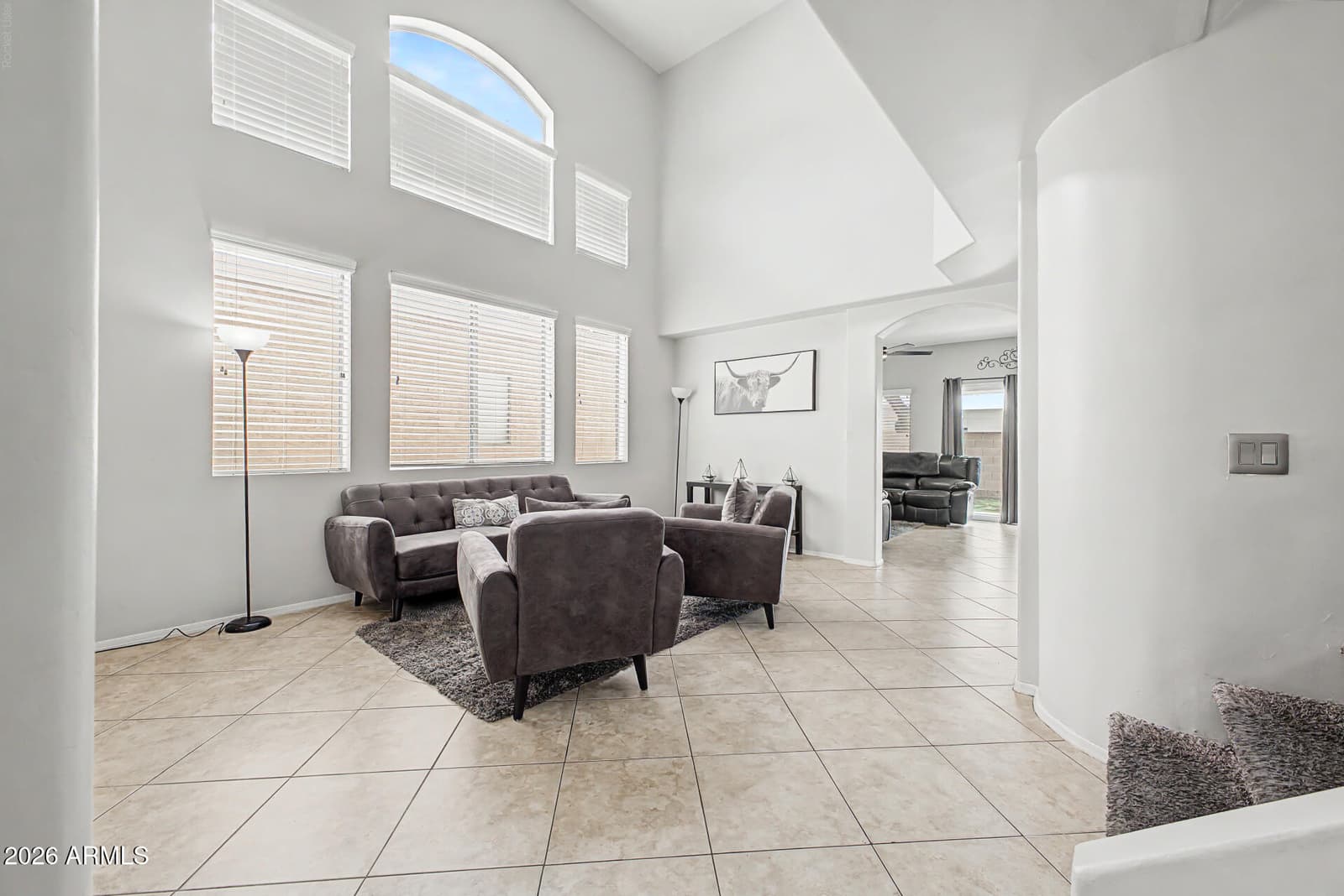 8361 W SALTER Drive, Peoria, AZ 85382 — photo 10 of 36