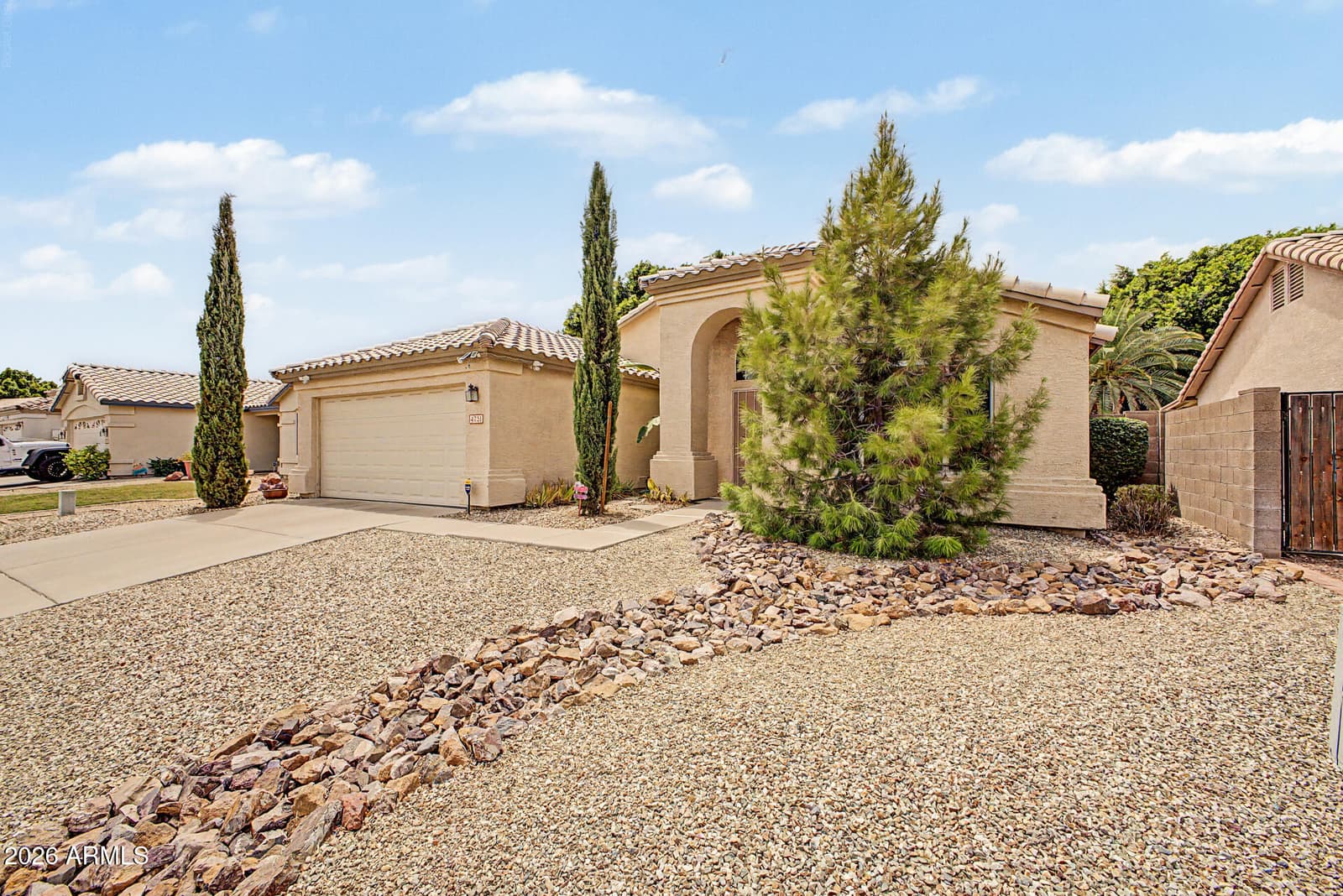 4751 W PONDEROSA Lane, Glendale, AZ 85308 — photo 8 of 40