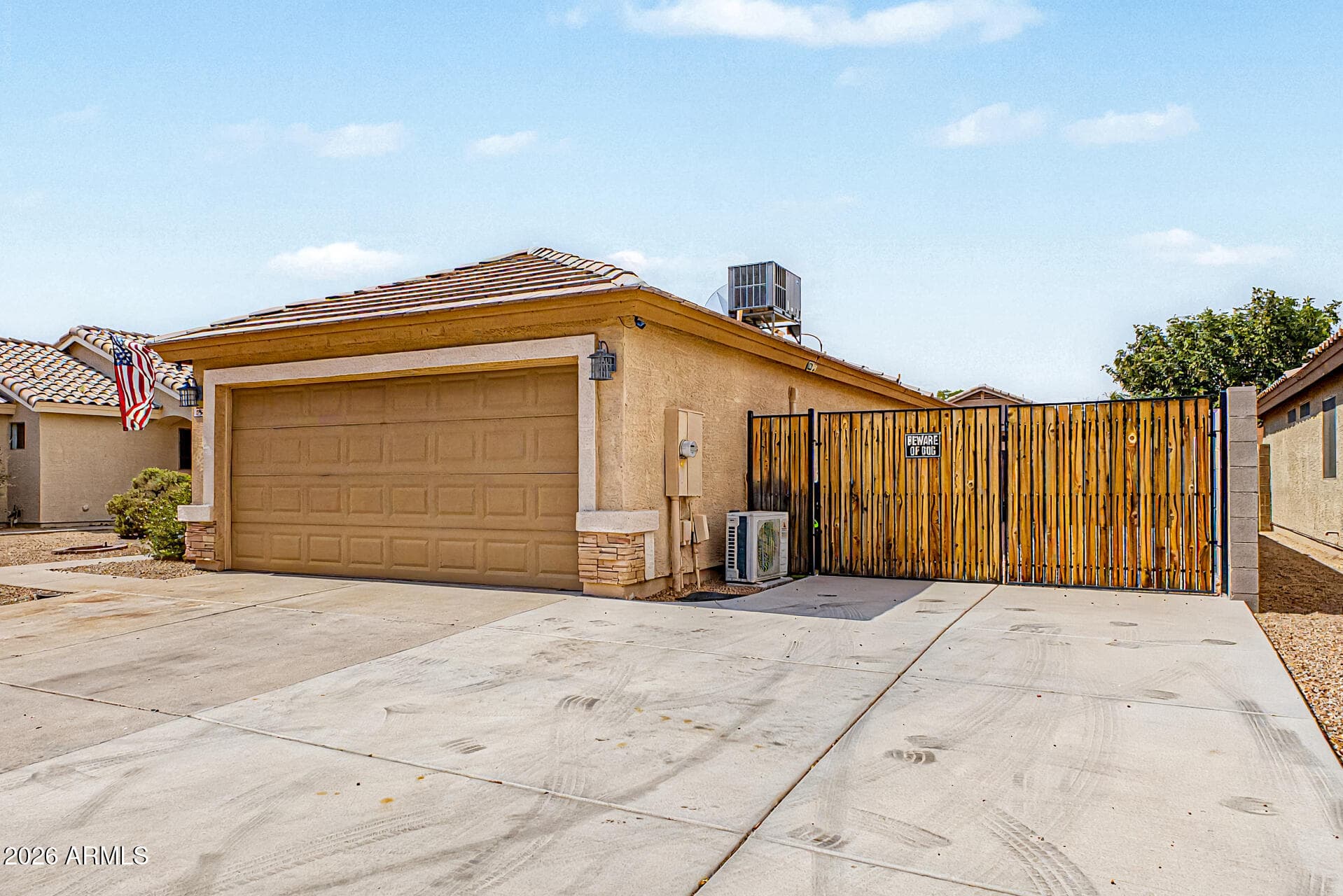 896 E GRAHAM Lane, Apache Junction, AZ 85119 — photo 3 of 28