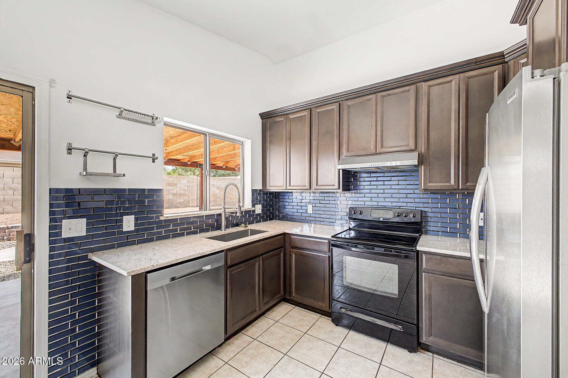 896 E GRAHAM Lane, Apache Junction, AZ 85119 — photo 11 of 28
