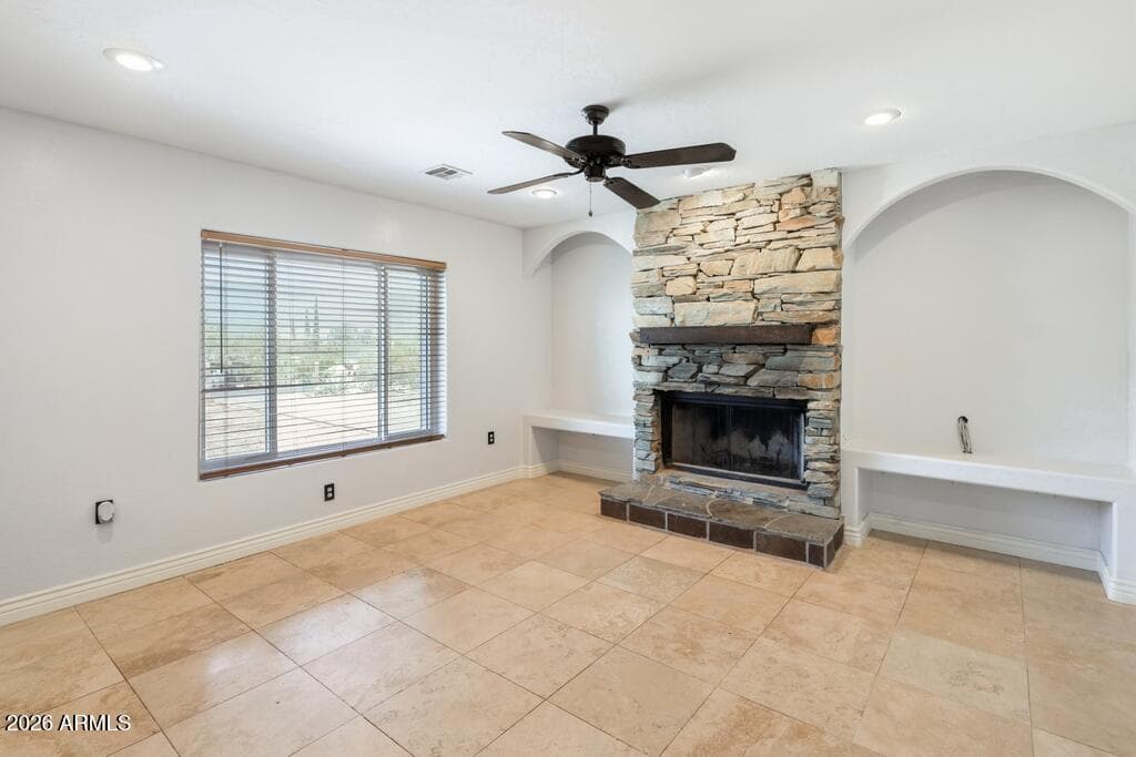 33651 S TOPAZ Road, Black Canyon City, AZ 85324 — photo 7 of 30