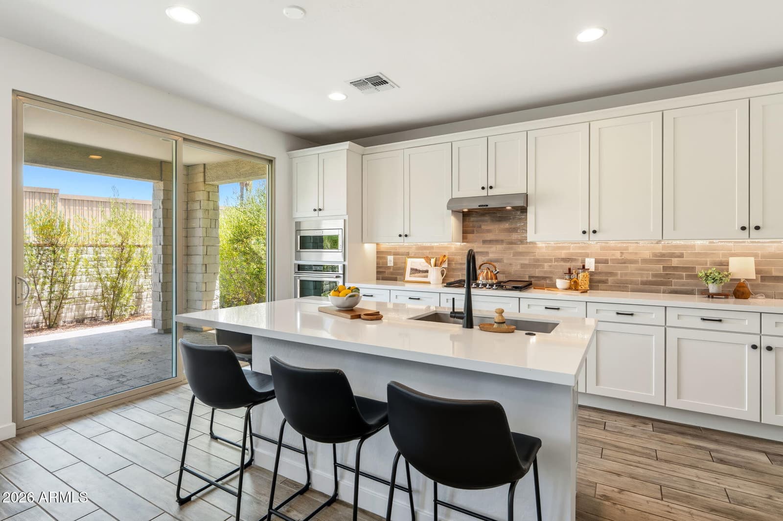 6447 N 17th Place, Phoenix, AZ 85016 — photo 4 of 34