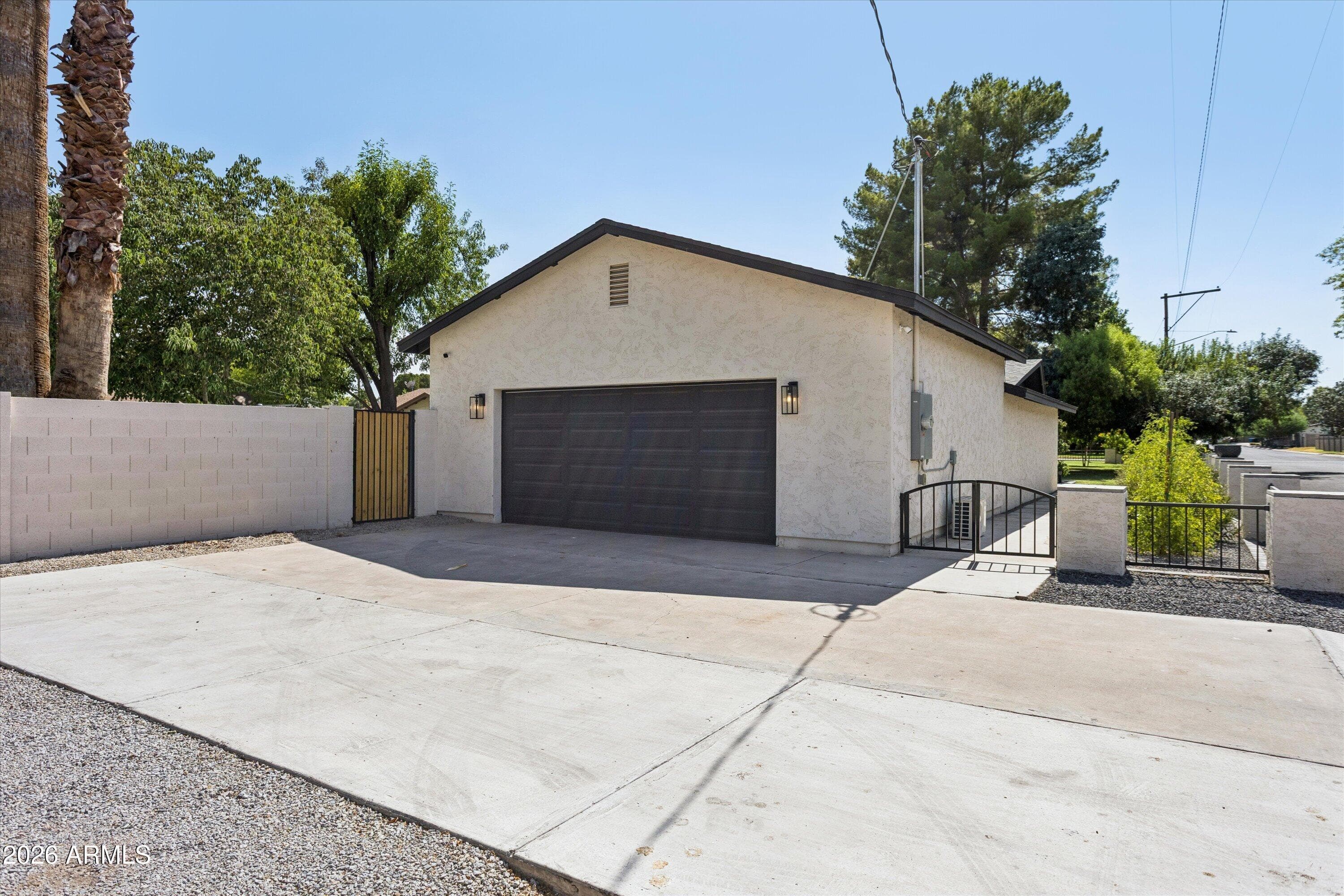6245 N 16TH Avenue, Phoenix, AZ 85015 — photo 40 of 60