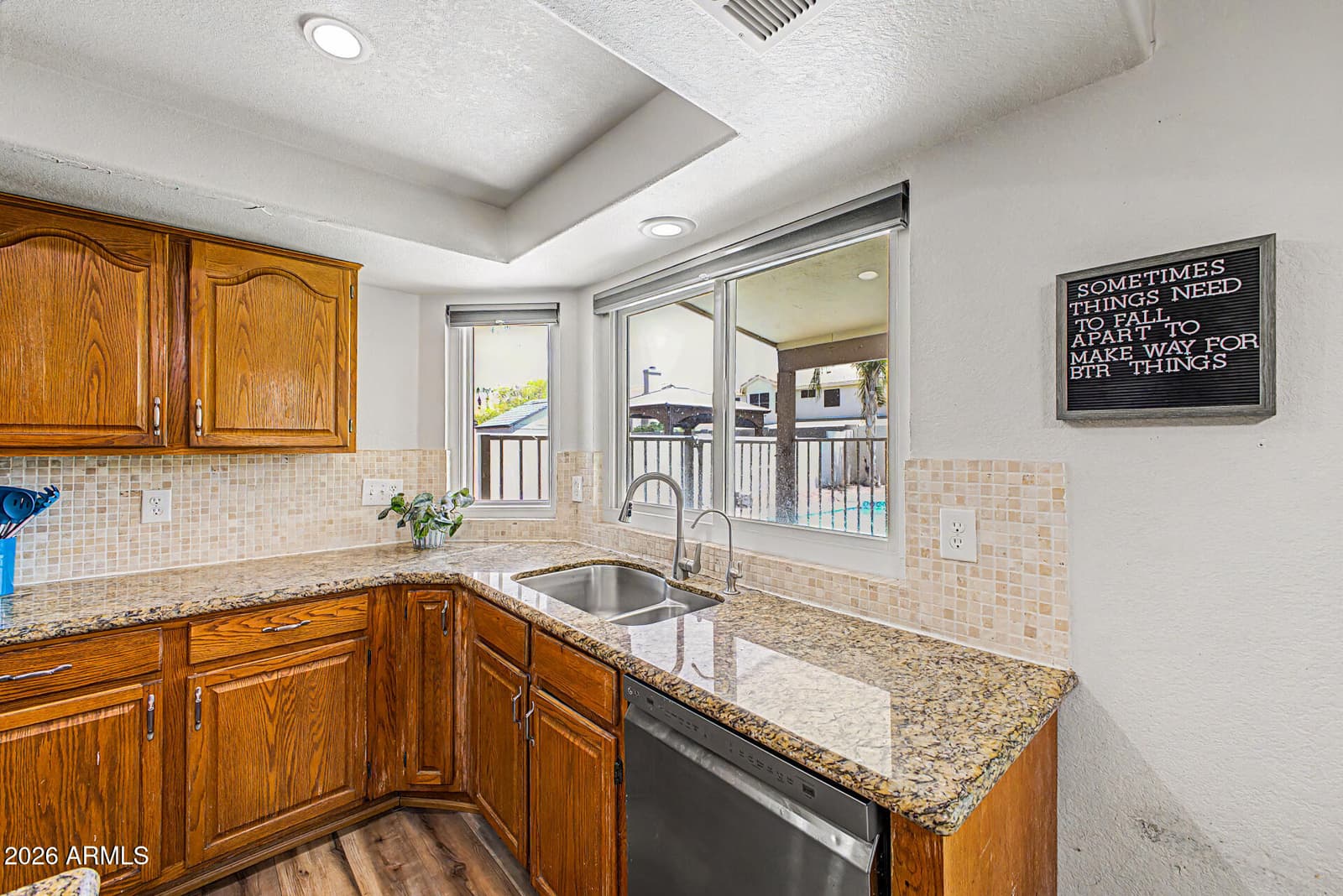 7641 W MAUI Lane, Peoria, AZ 85381 — photo 13 of 41