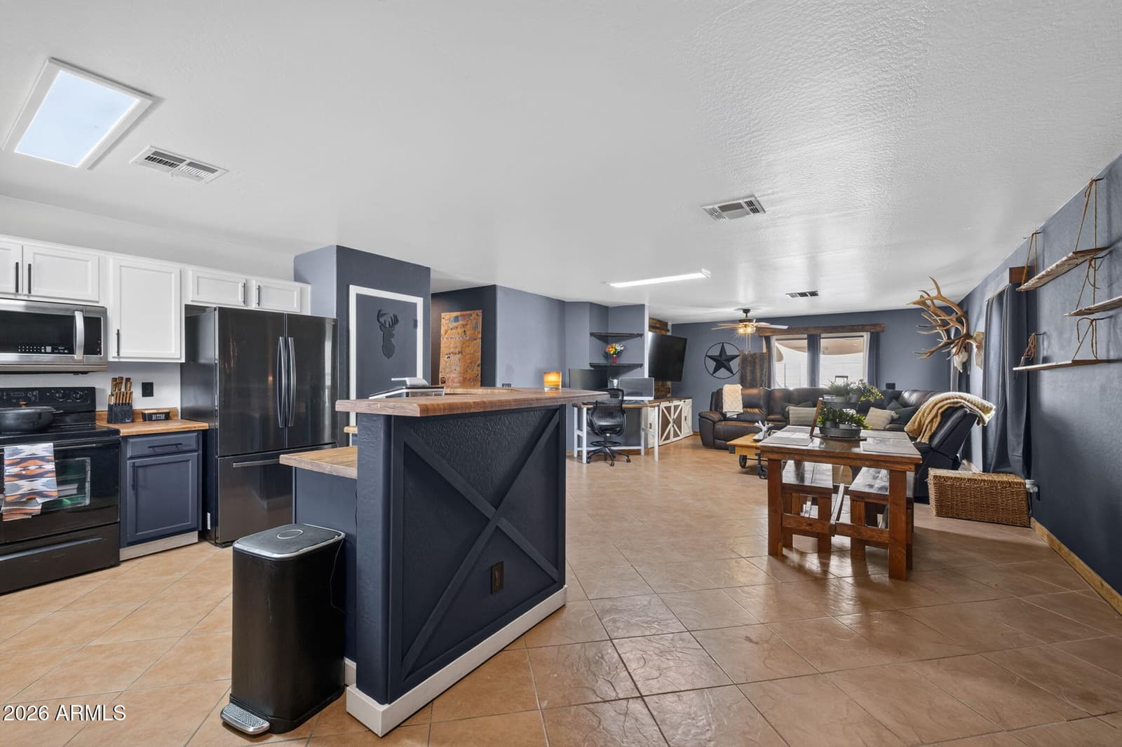 2681 S POWELL Road, Apache Junction, AZ 85119 — photo 10 of 39