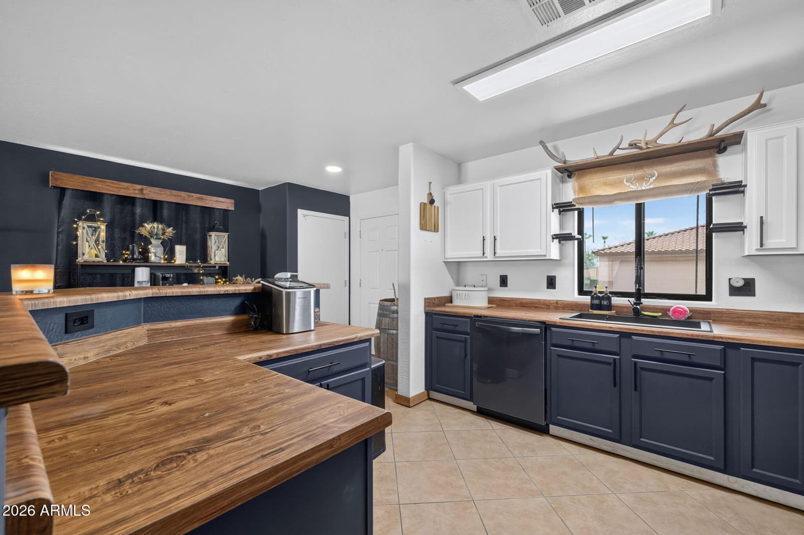 2681 S POWELL Road, Apache Junction, AZ 85119 — photo 2 of 39
