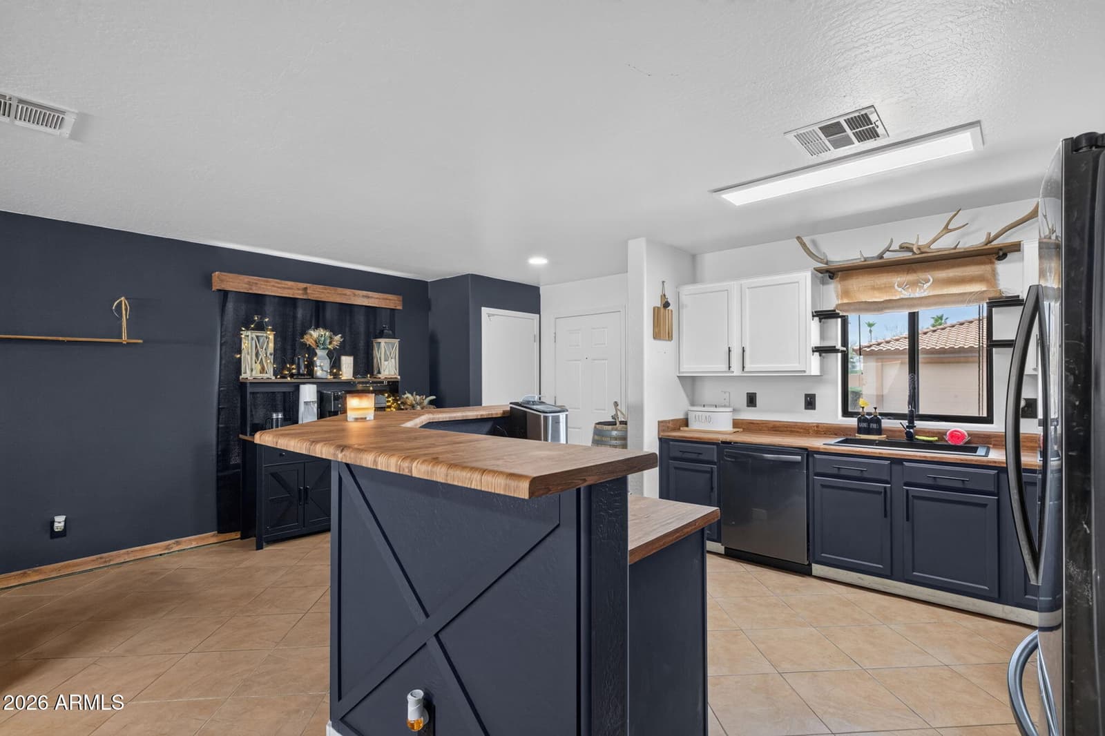2681 S POWELL Road, Apache Junction, AZ 85119 — photo 11 of 39