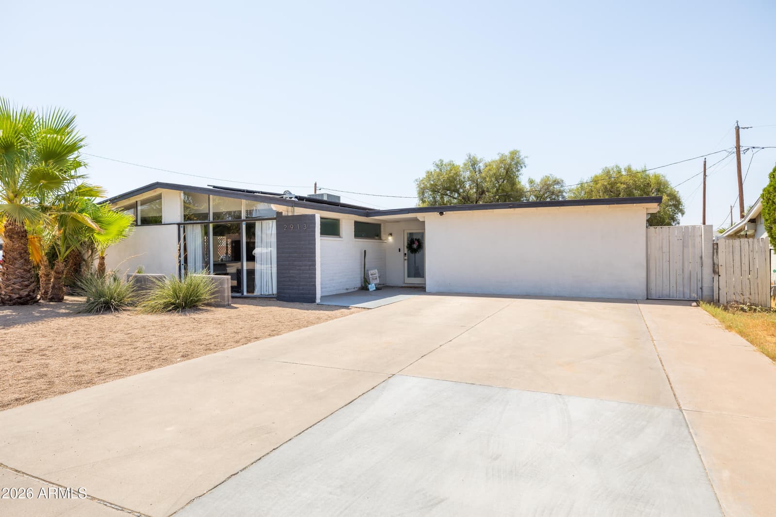 2913 W MADRAS Lane, Phoenix, AZ 85053 — photo 3 of 46