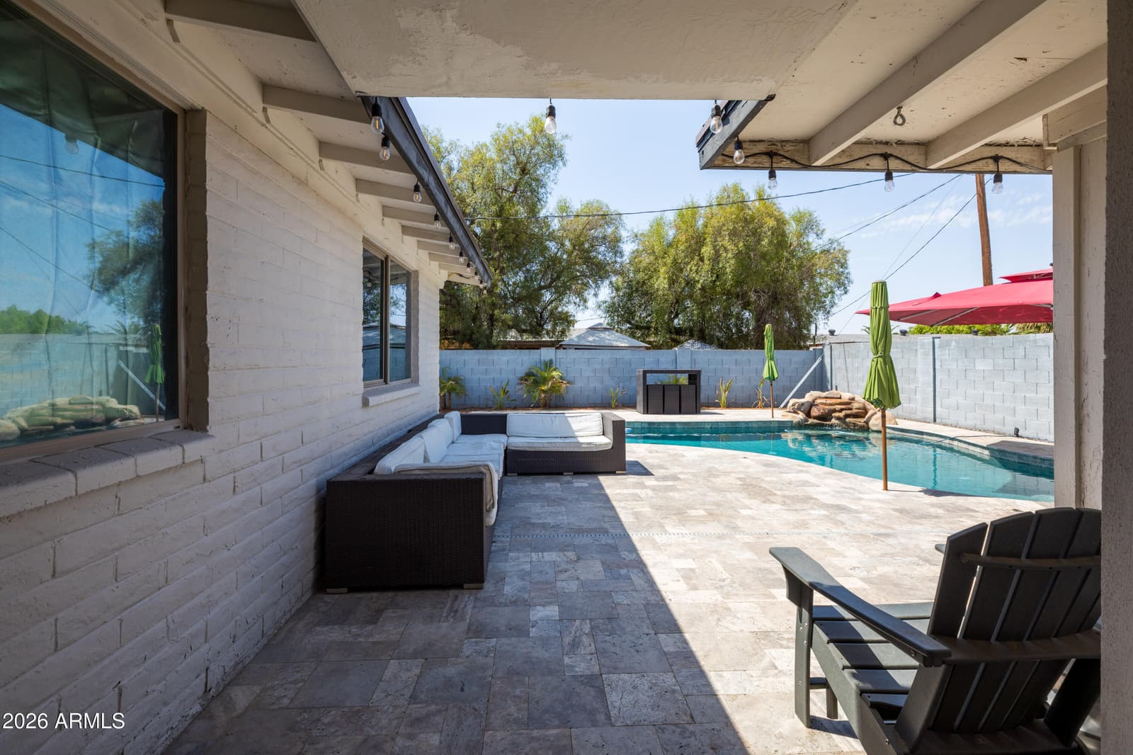 2913 W MADRAS Lane, Phoenix, AZ 85053 — photo 28 of 46