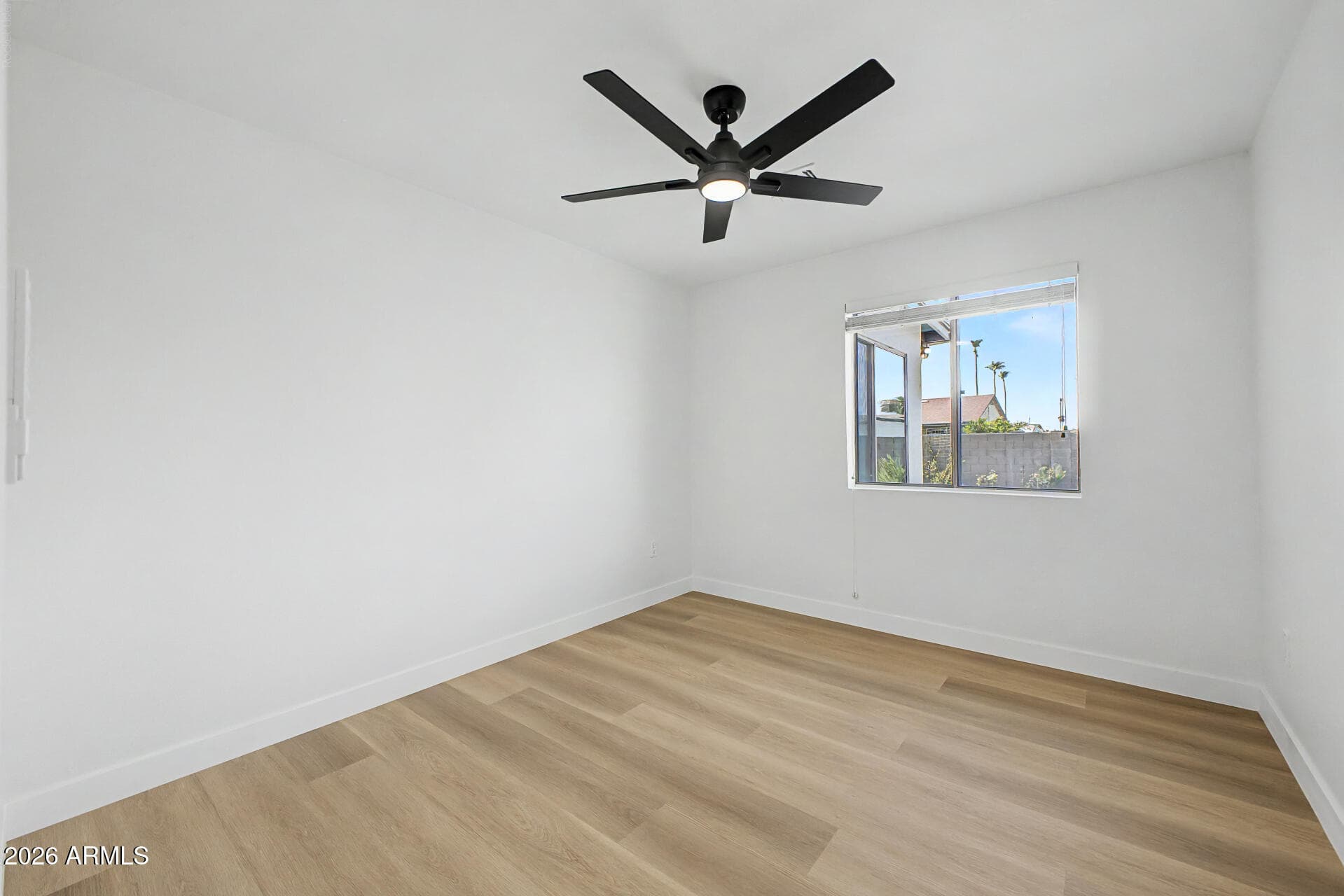 3440 E SUNNYSIDE Drive, Phoenix, AZ 85028 — photo 20 of 30