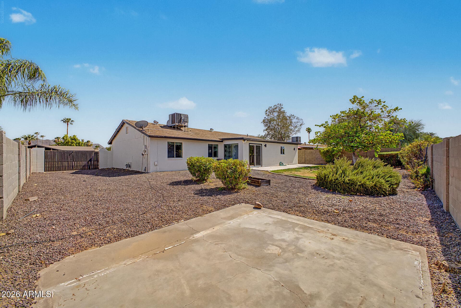 3440 E SUNNYSIDE Drive, Phoenix, AZ 85028 — photo 27 of 30