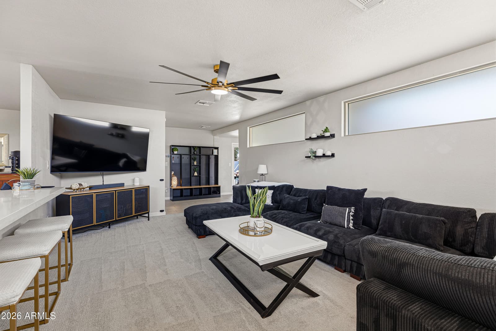 2913 W MADRAS Lane, Phoenix, AZ 85053 — photo 15 of 46