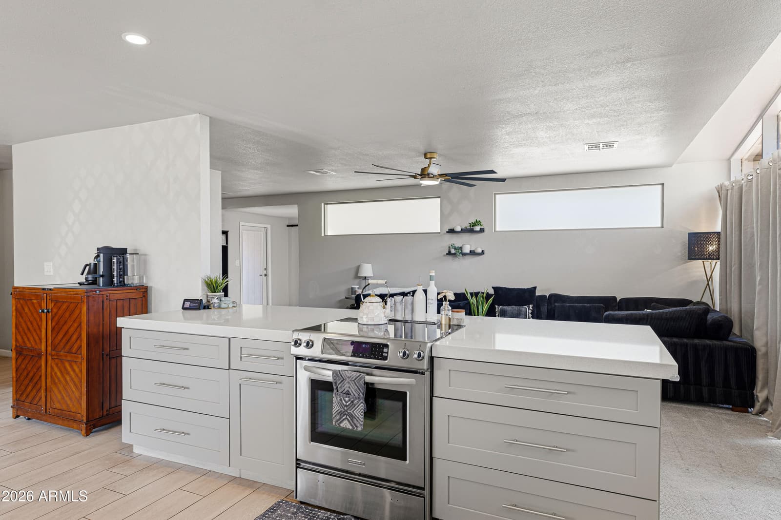 2913 W MADRAS Lane, Phoenix, AZ 85053 — photo 12 of 46