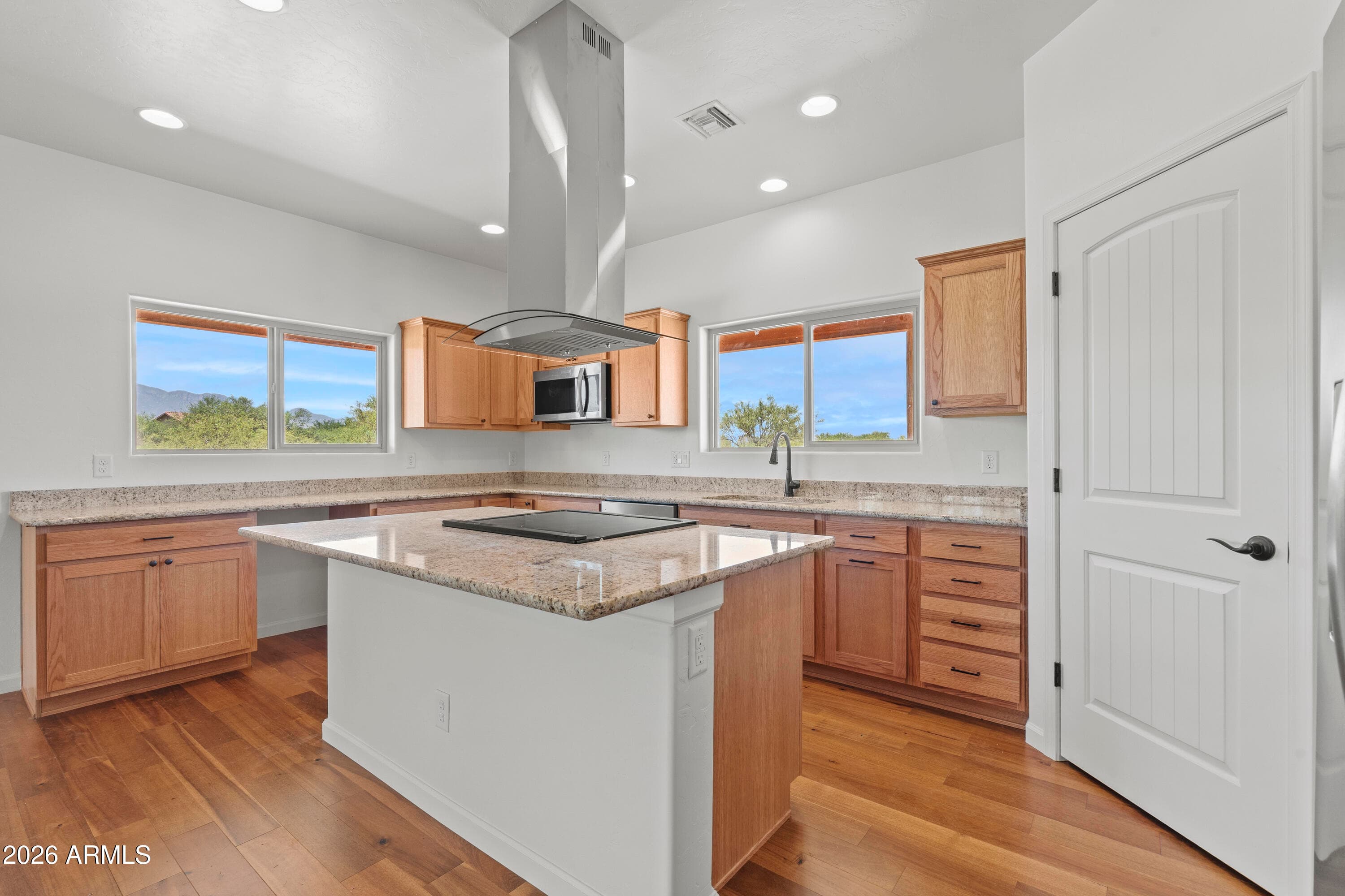 8557 S CALLE MIA, Hereford, AZ 85615 — photo 4 of 54