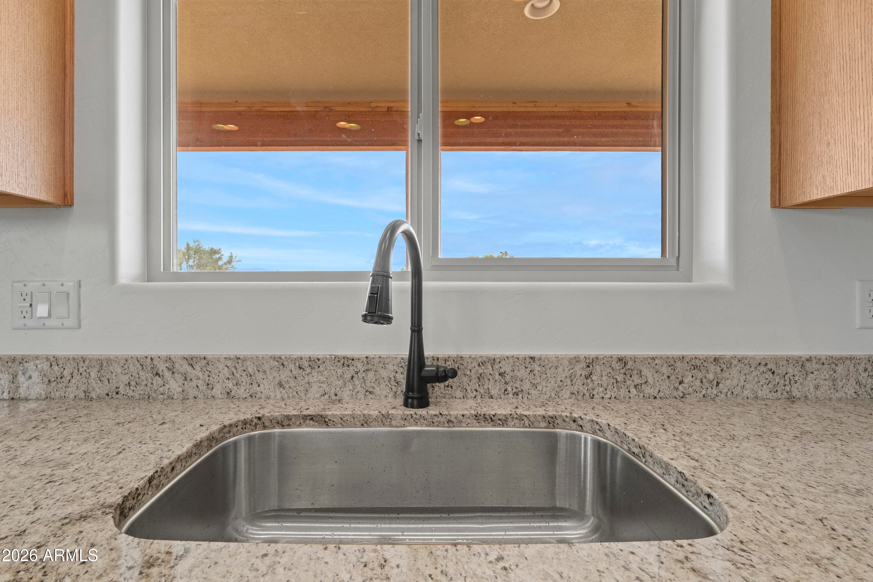8557 S CALLE MIA, Hereford, AZ 85615 — photo 12 of 54