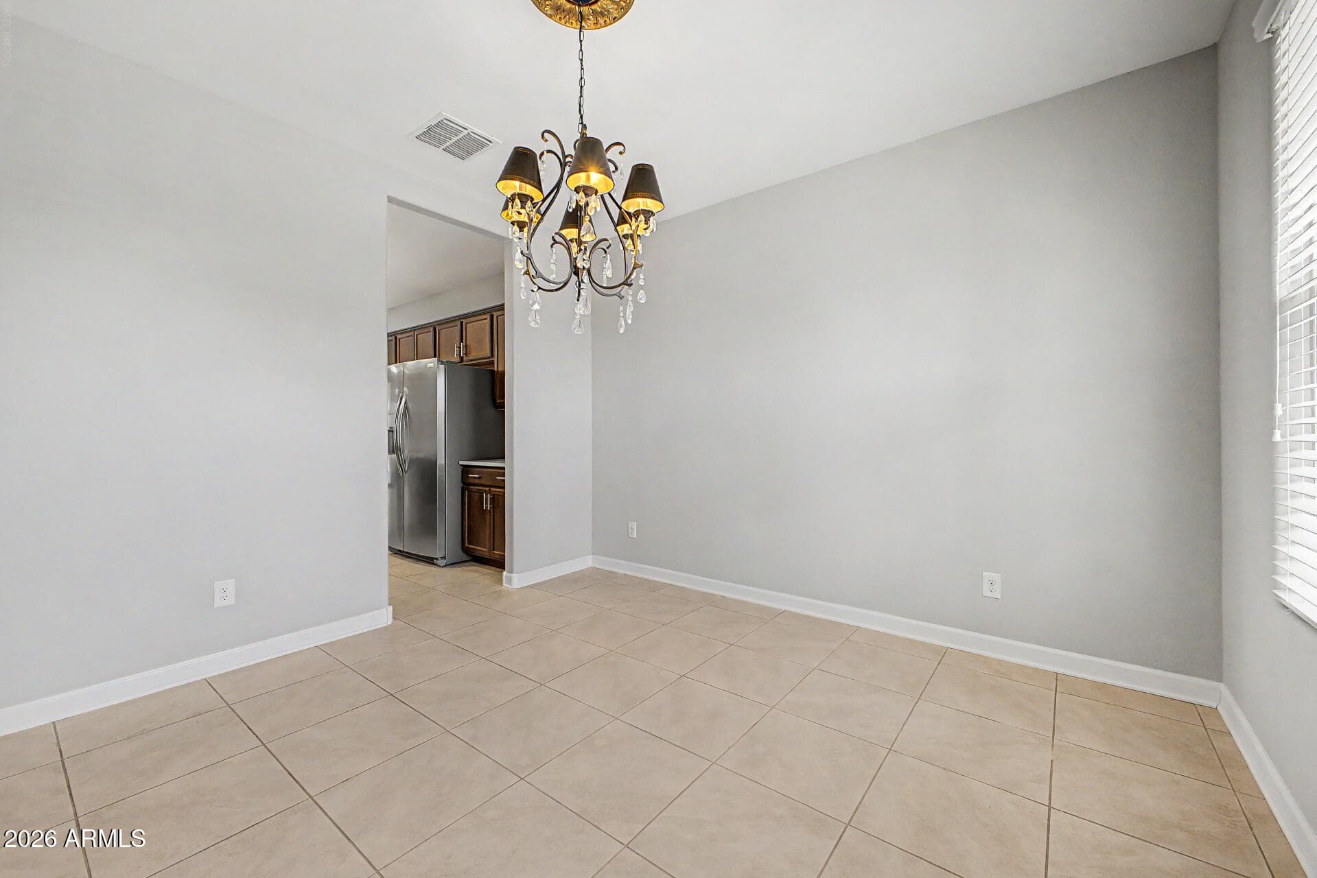 658 W BELMONT RED Trail, San Tan Valley, AZ 85143 — photo 10 of 36
