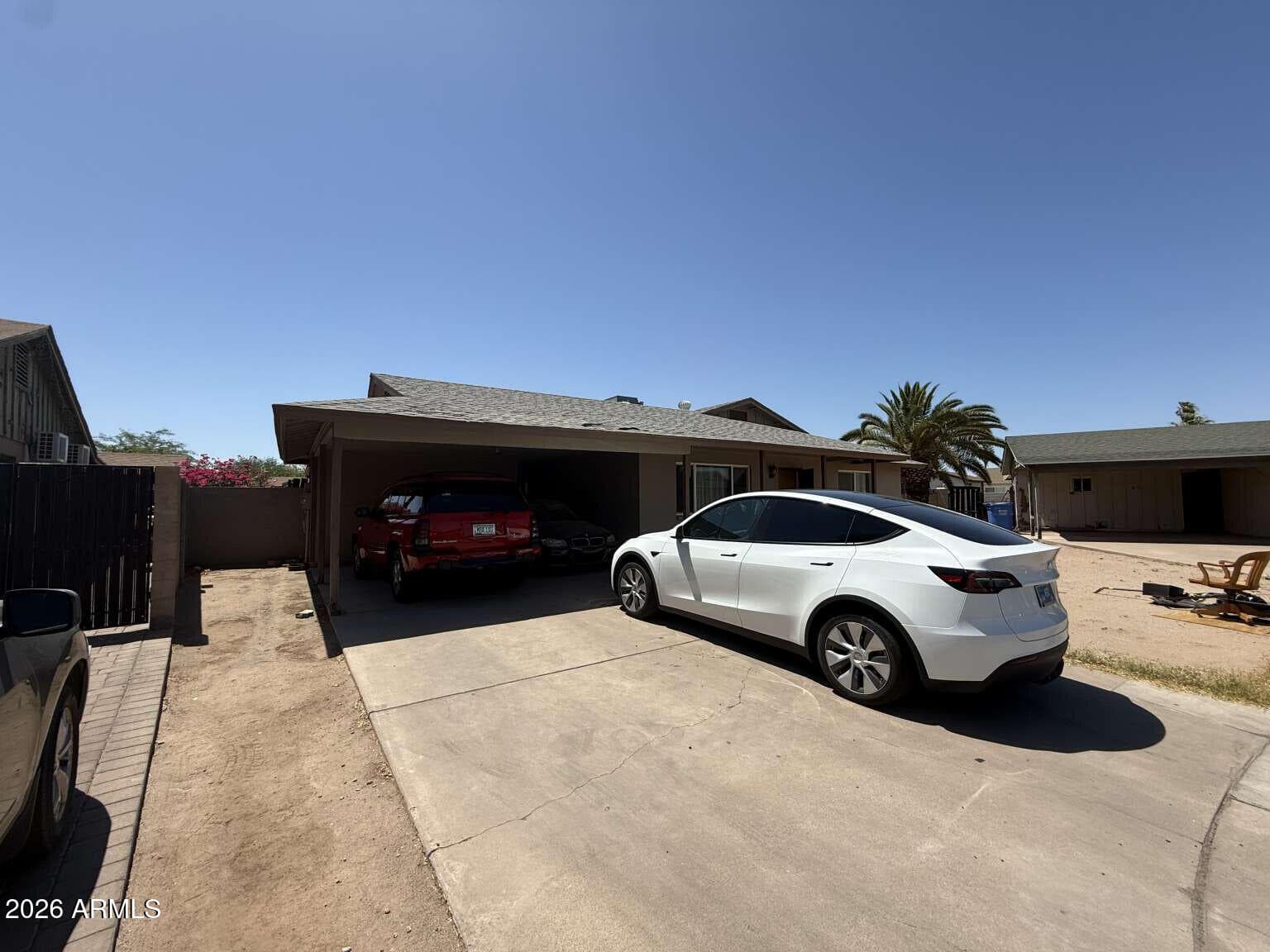 2018 N 56TH Avenue, Phoenix, AZ 85035 — photo 2 of 21