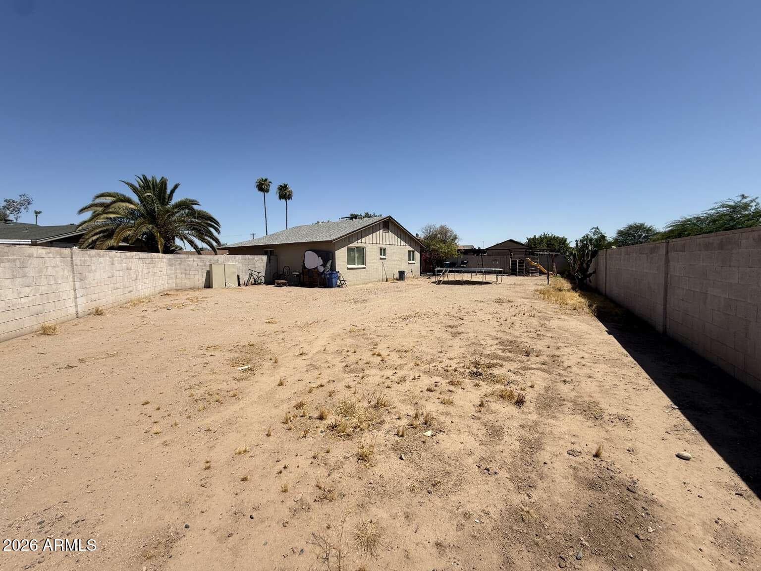 2018 N 56TH Avenue, Phoenix, AZ 85035 — photo 10 of 21