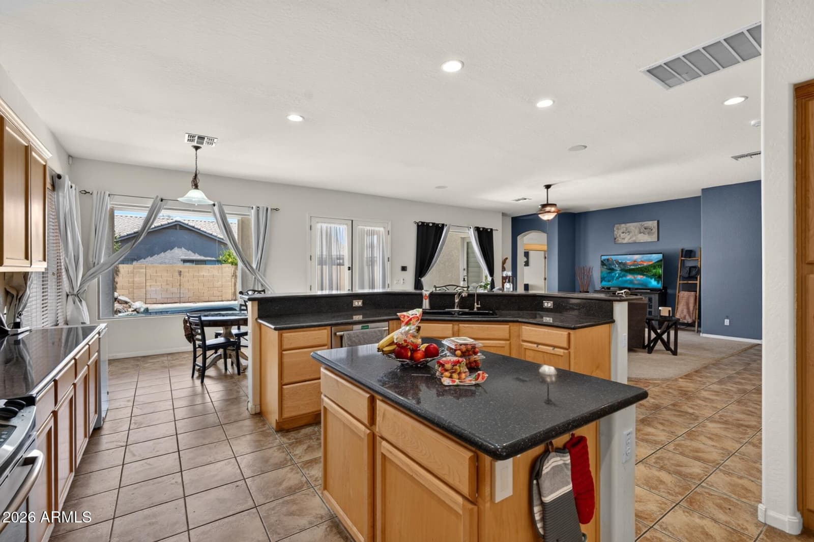 3282 E LOWELL Avenue, Gilbert, AZ 85297 — photo 12 of 42