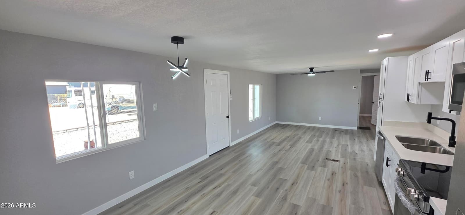 17237 N 66TH Avenue, Glendale, AZ 85308 — photo 4 of 28