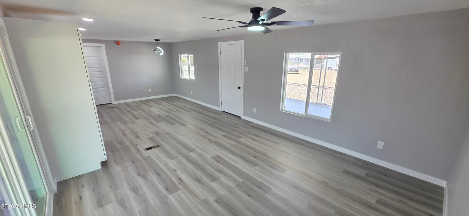 17237 N 66TH Avenue, Glendale, AZ 85308 — photo 3 of 28