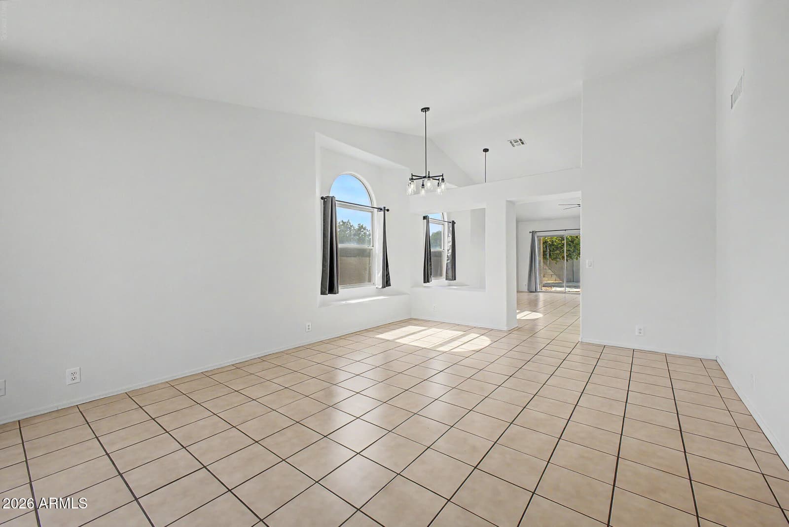 984 W MORELOS Street, Chandler, AZ 85225 — photo 15 of 33