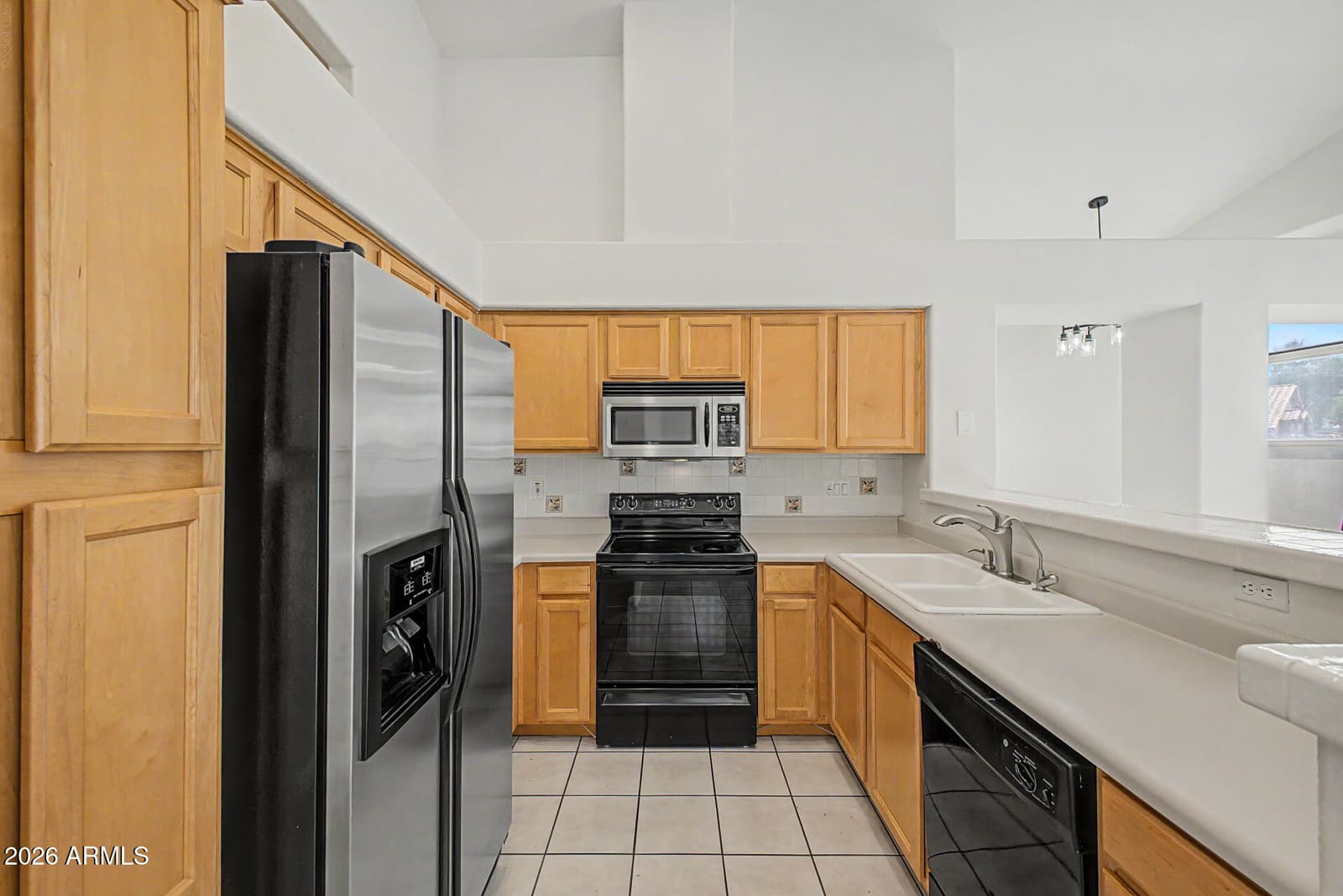 984 W MORELOS Street, Chandler, AZ 85225 — photo 7 of 33
