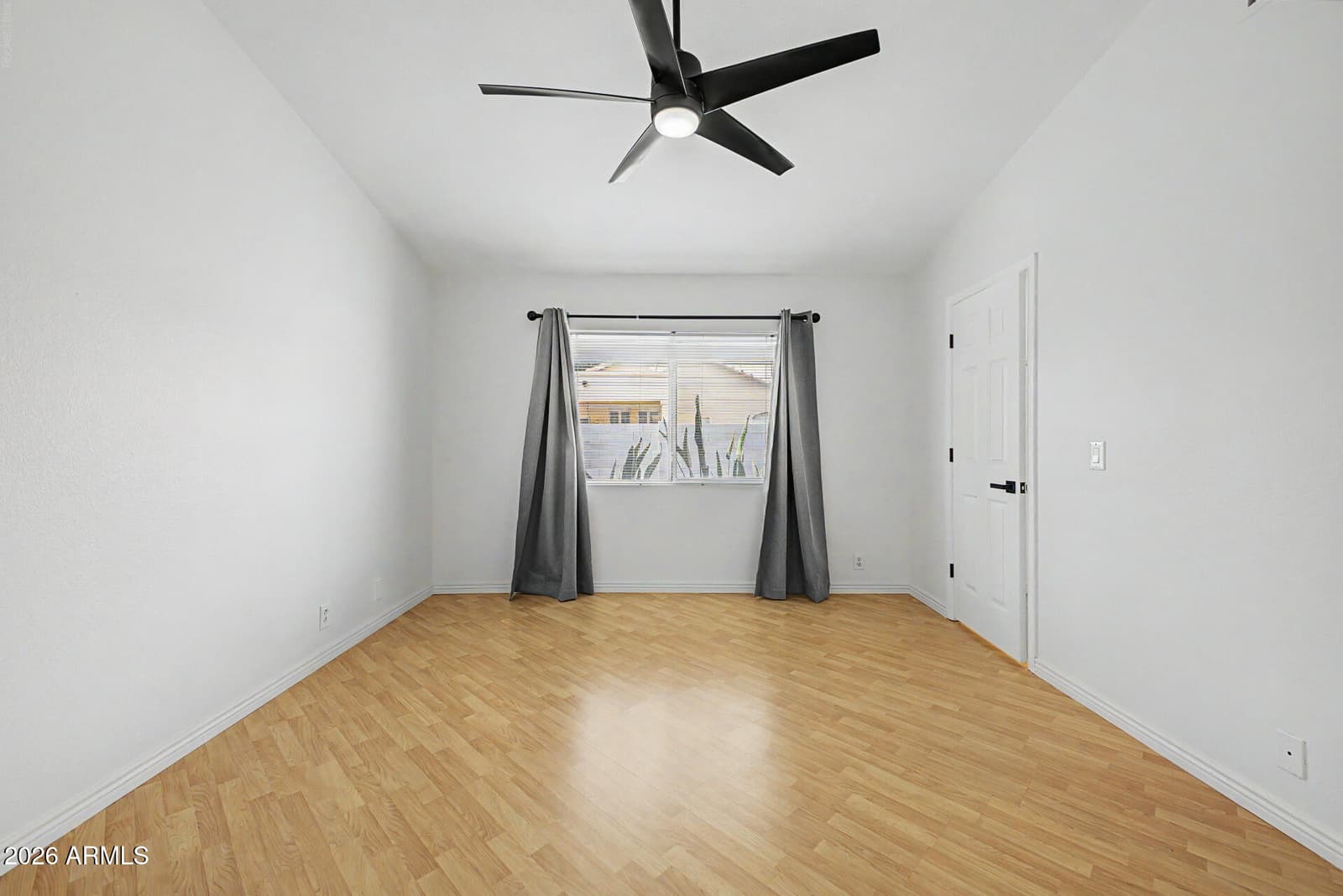 984 W MORELOS Street, Chandler, AZ 85225 — photo 12 of 33
